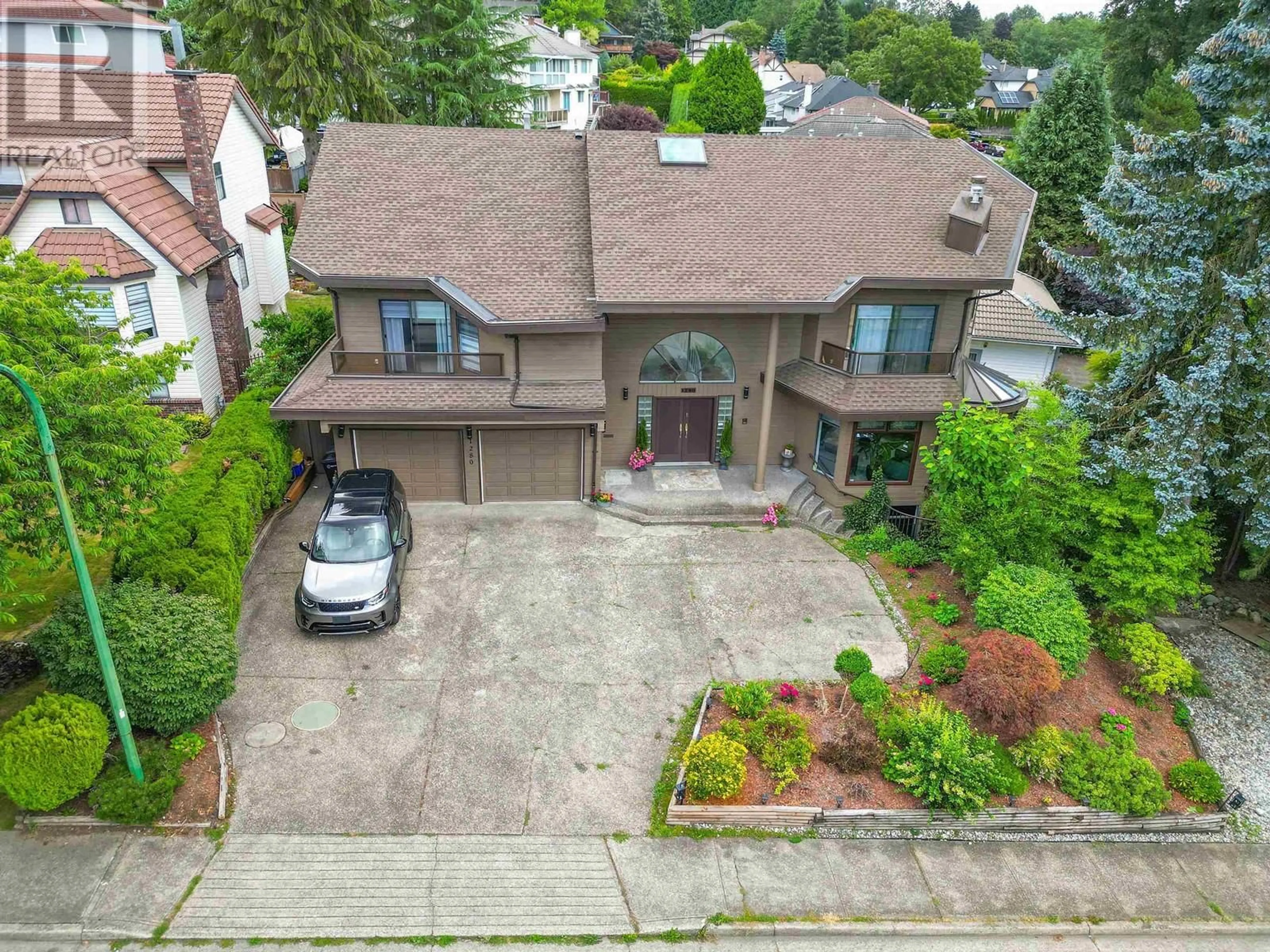 A pic from outside/outdoor area/front of a property/back of a property/a pic from drone, street for 1280 MARSDEN COURT, Burnaby British Columbia V5A3N3