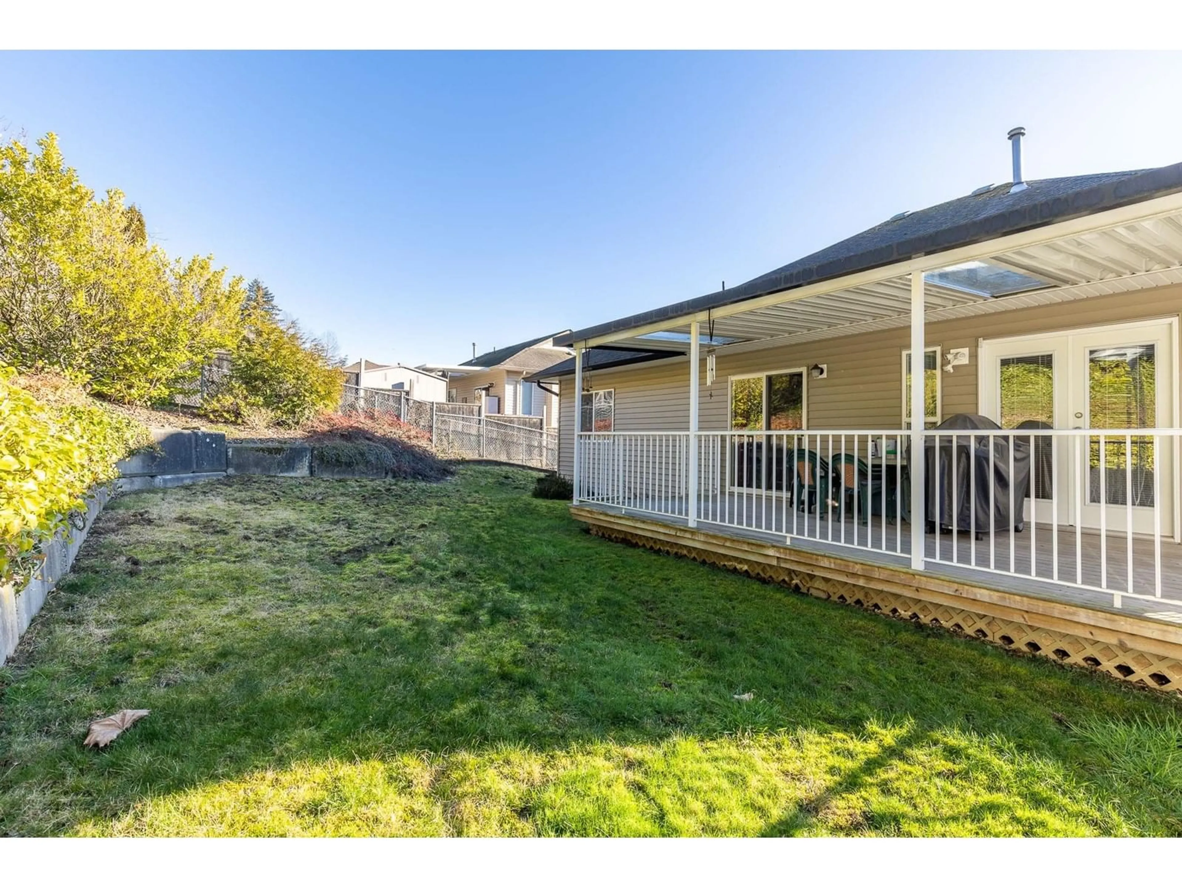 Patio, unknown for 32415 BADGER, Mission British Columbia V2V5H8