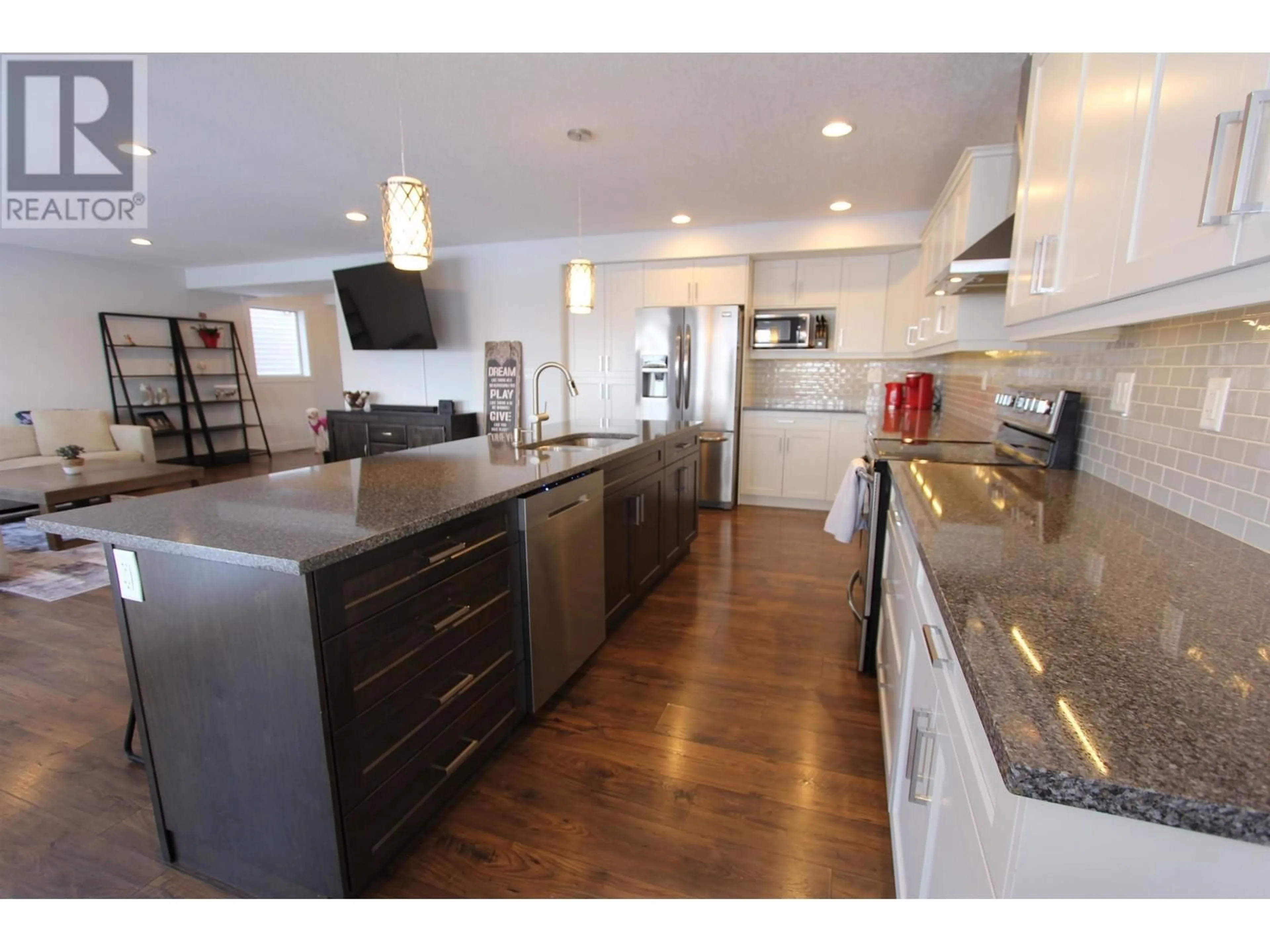 Open concept kitchen, unknown for 7675 STILLWATER CRESCENT, Prince George British Columbia V2N0C2