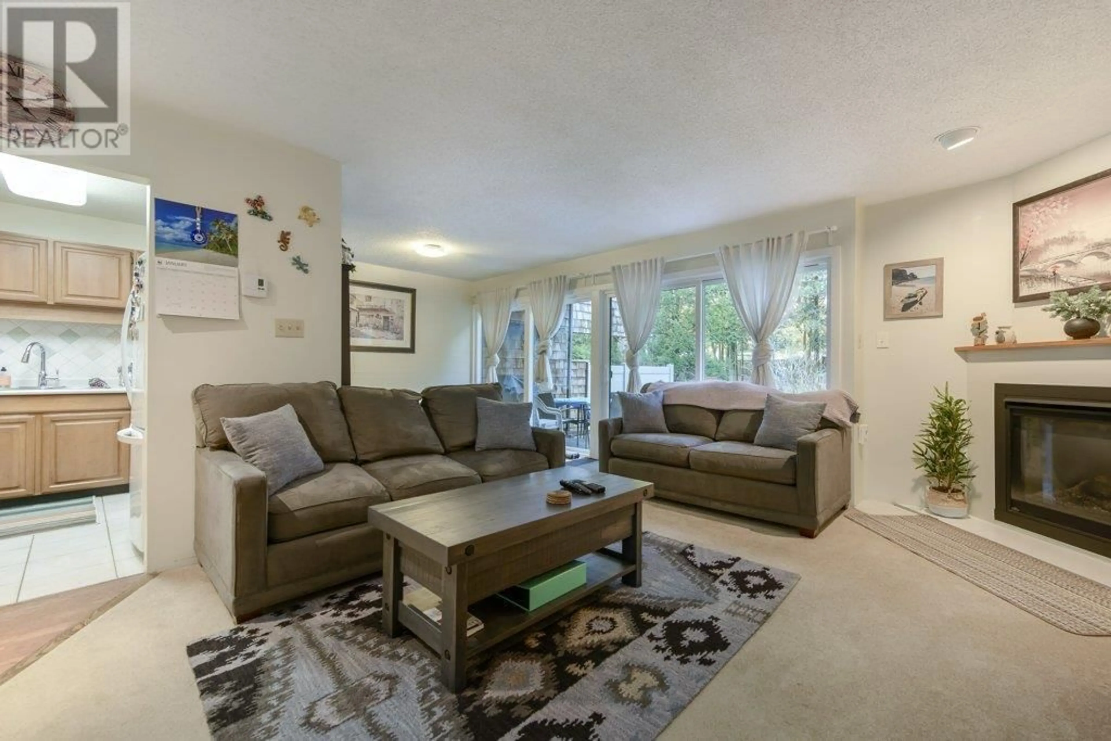 Living room with furniture, unknown for 9813 BELFRIAR DRIVE, Burnaby British Columbia V3N4N1