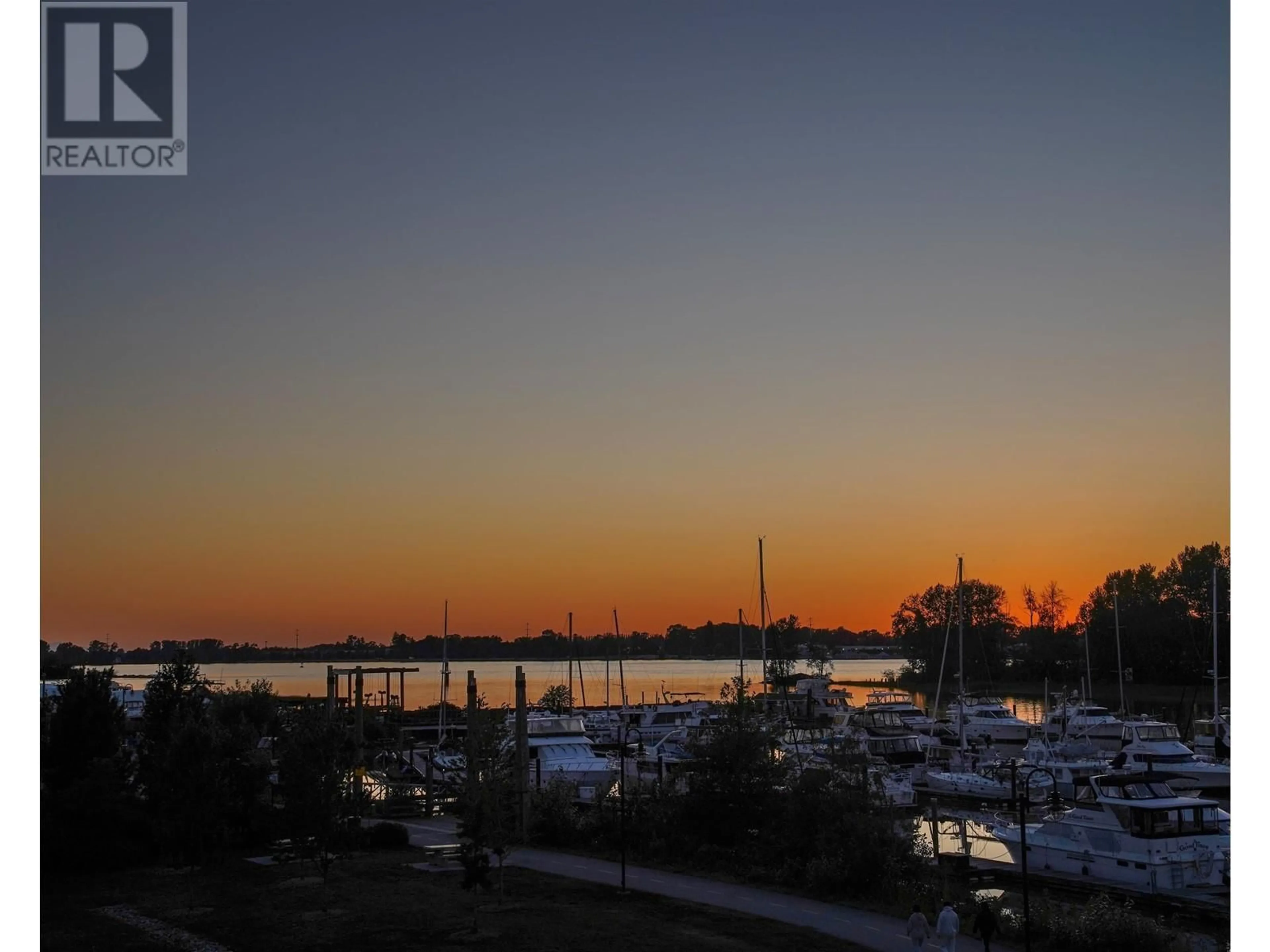 Patio, water/lake/river/ocean view for 100 - 5311 ADMIRAL WAY, Delta British Columbia V4K0E2