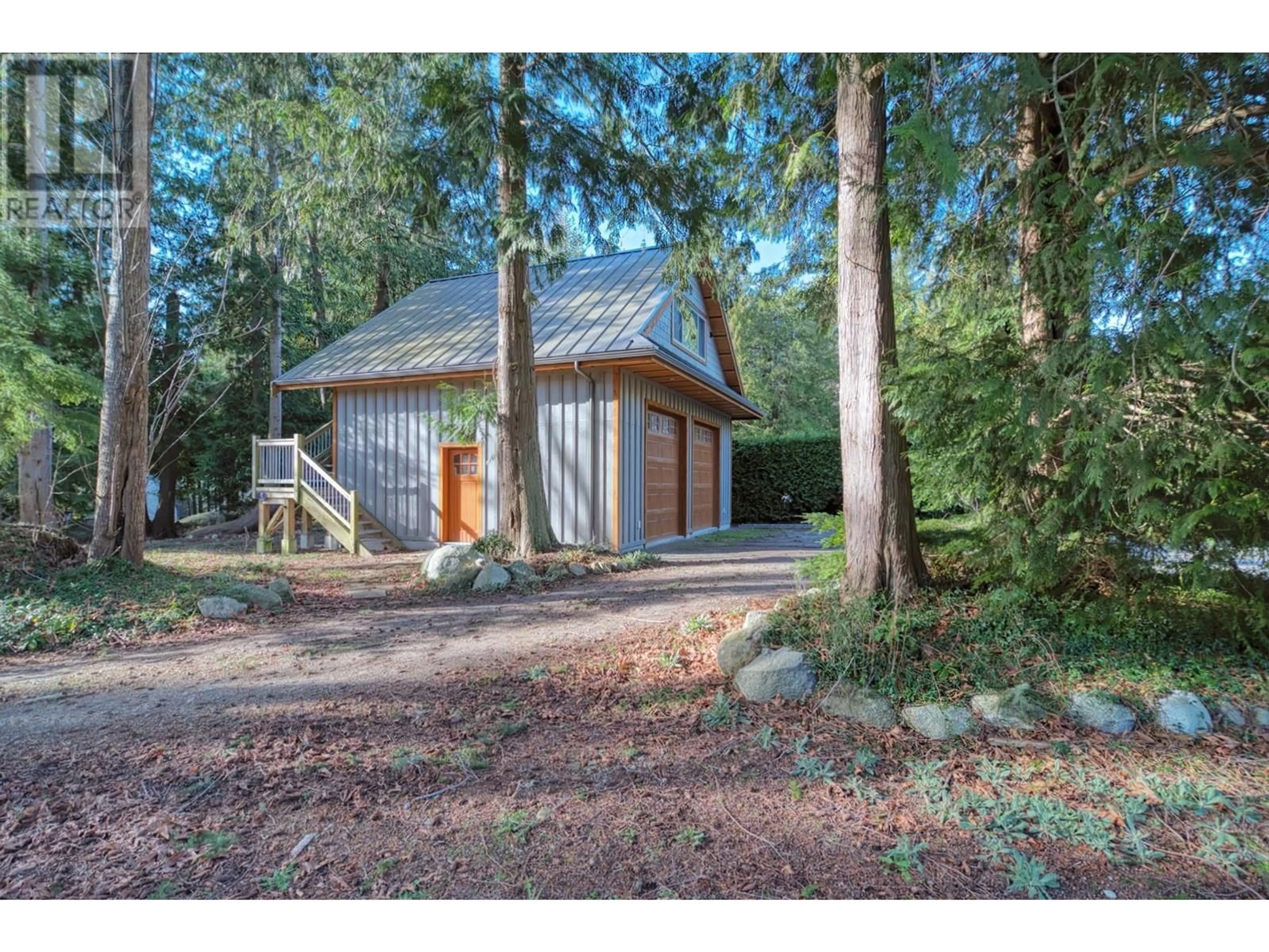Unknown for 7860 REDROOFFS ROAD, Halfmoon Bay British Columbia V7Z1A4
