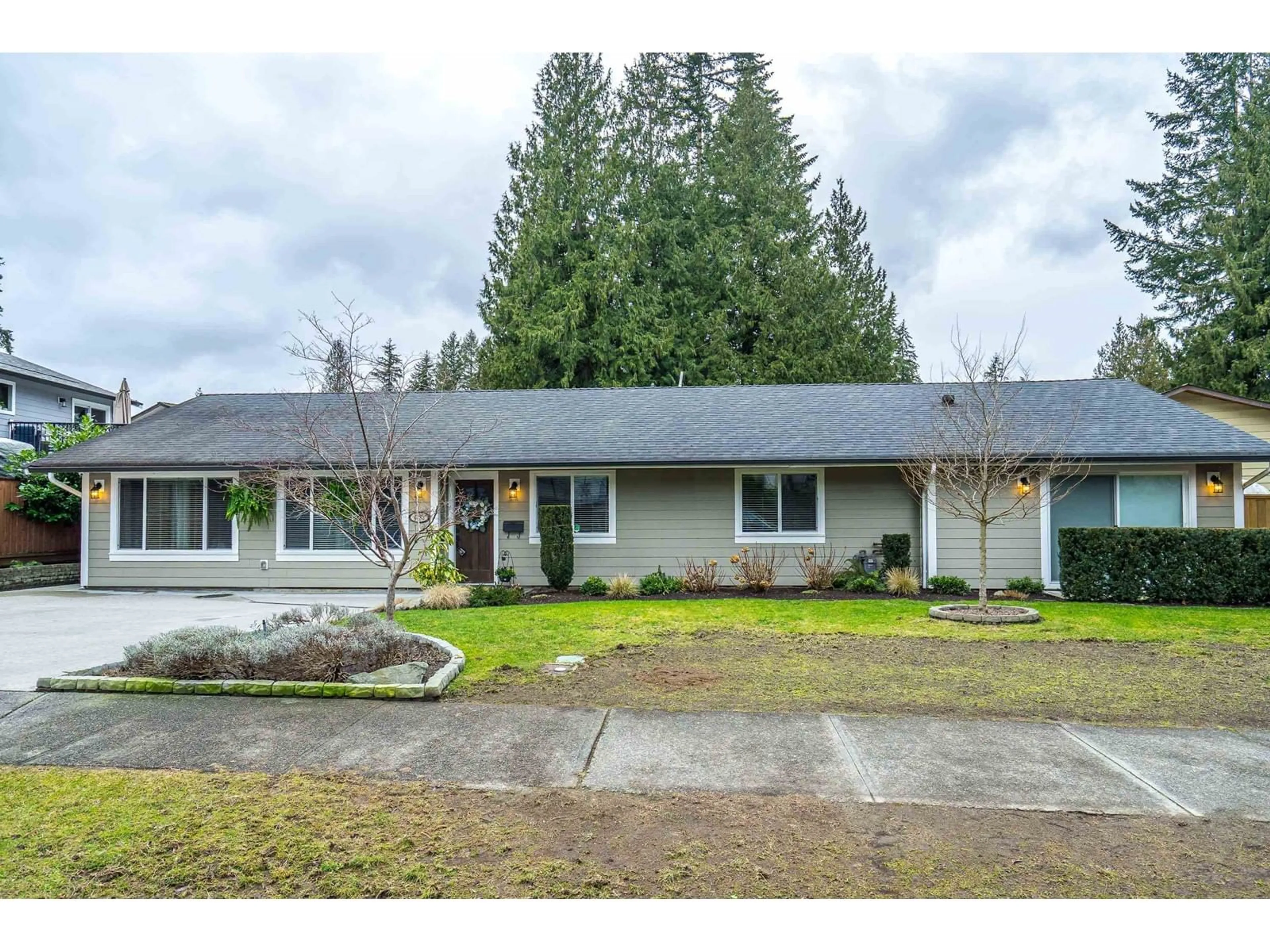 Home with vinyl exterior material, street for 4683 197, Langley British Columbia V3A5H6