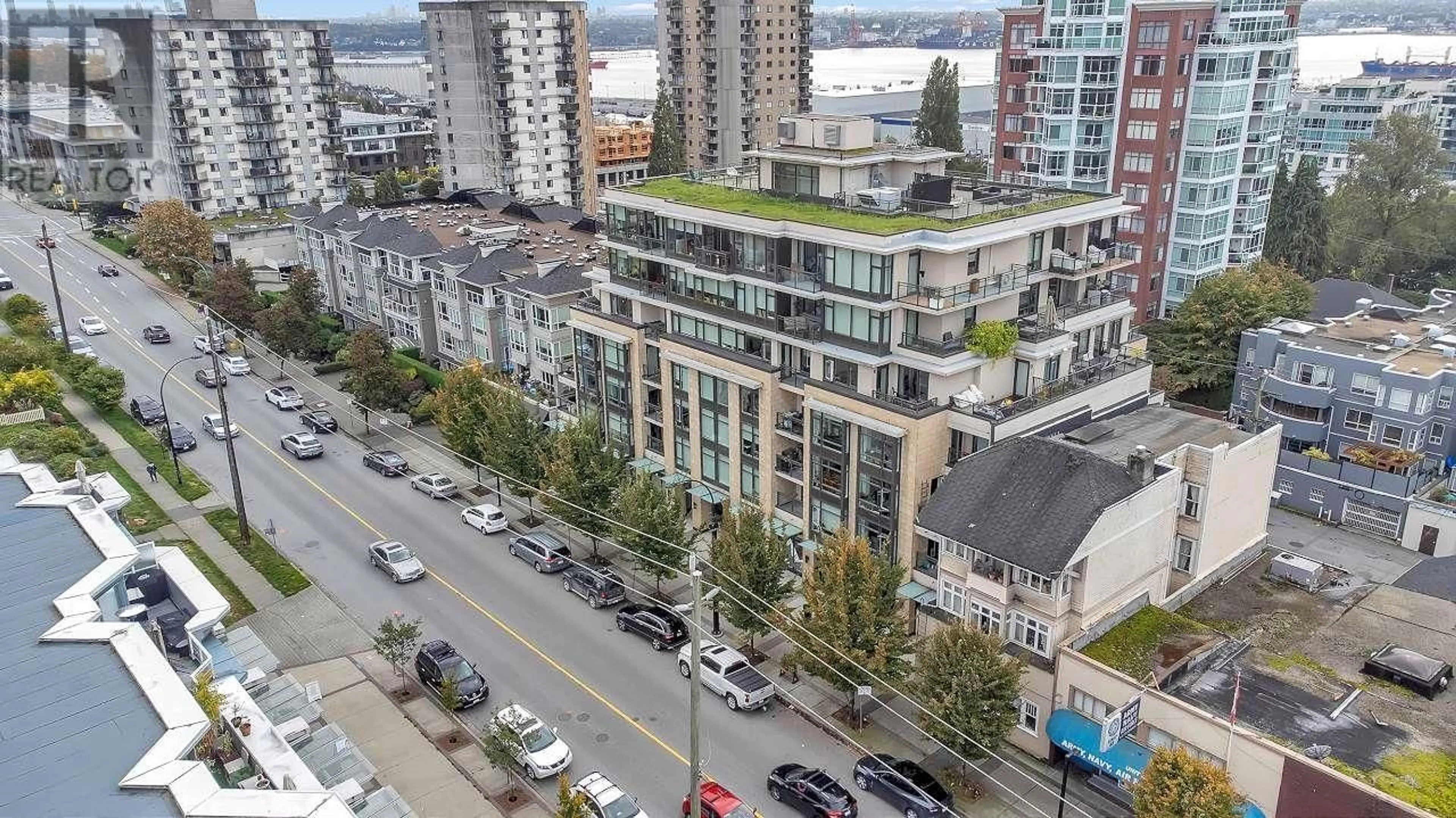 A pic from outside/outdoor area/front of a property/back of a property/a pic from drone, city buildings view from balcony for 409 131 E 3RD STREET, North Vancouver British Columbia V7L0E3