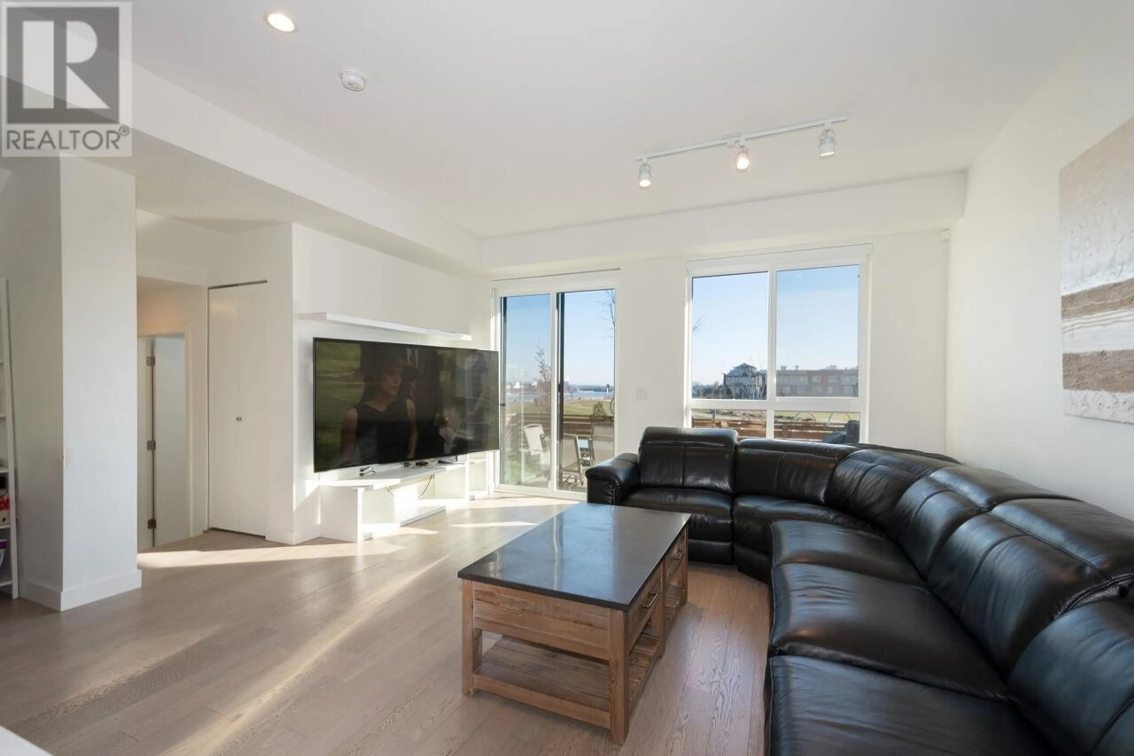 Living room with furniture, unknown for 13 - 10233 RIVER DRIVE, Richmond British Columbia V6X0T7