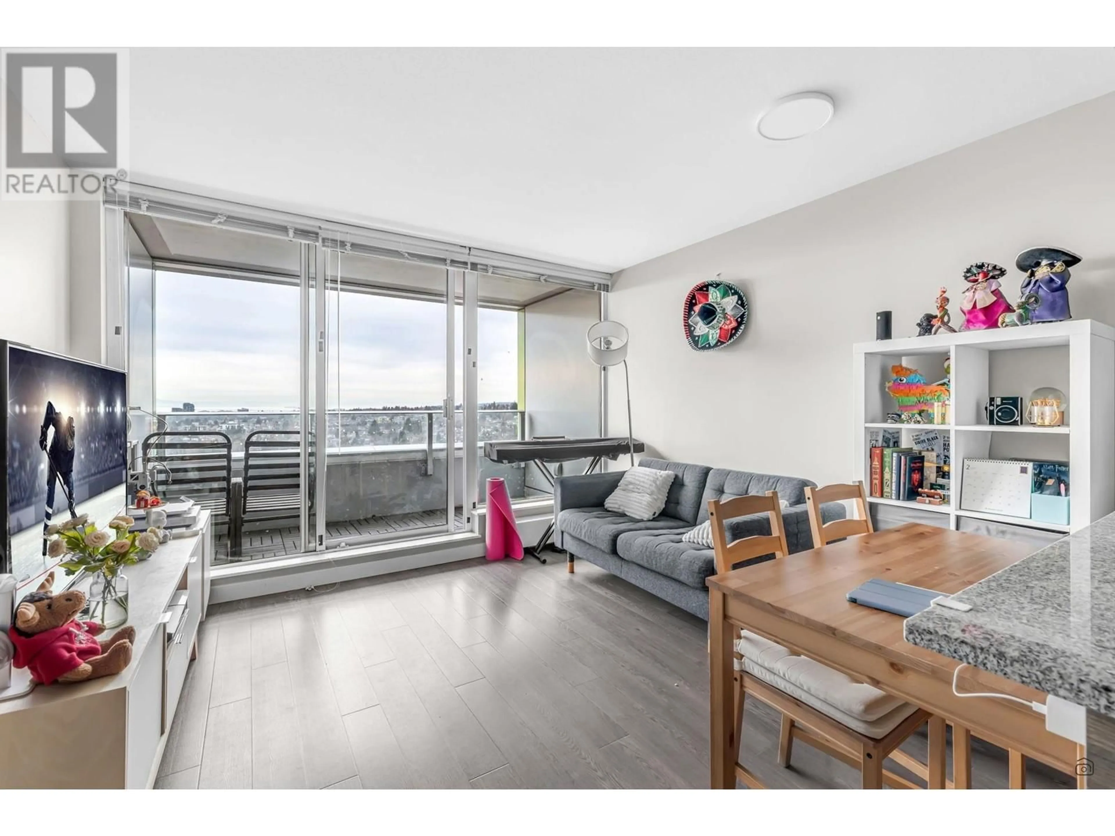 Living room with furniture, unknown for 2605 - 488 MARINE DRIVE, Vancouver British Columbia V5X0C6