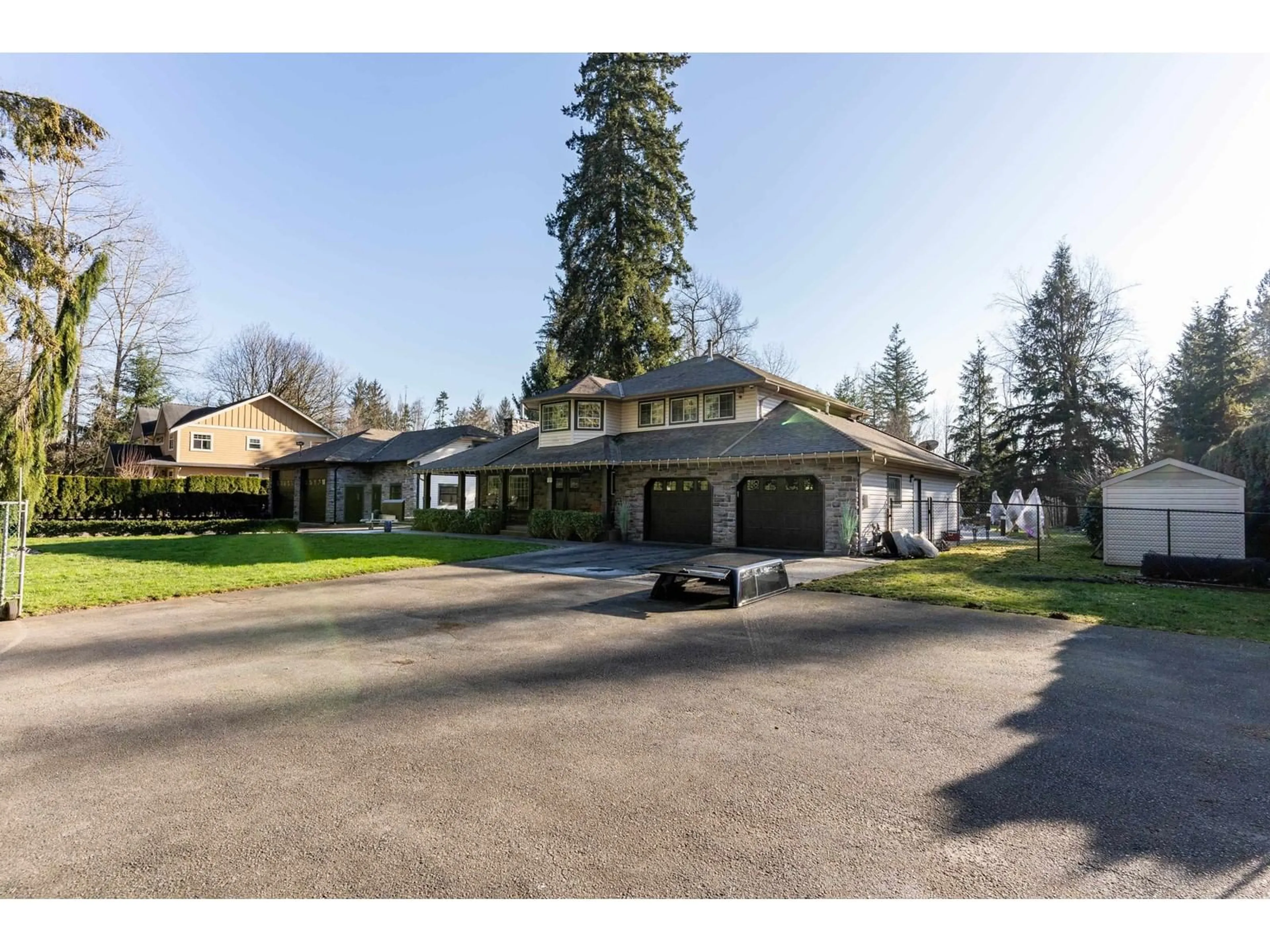 A pic from outside/outdoor area/front of a property/back of a property/a pic from drone, street for 19118 86 AVENUE, Surrey British Columbia V4N6E3