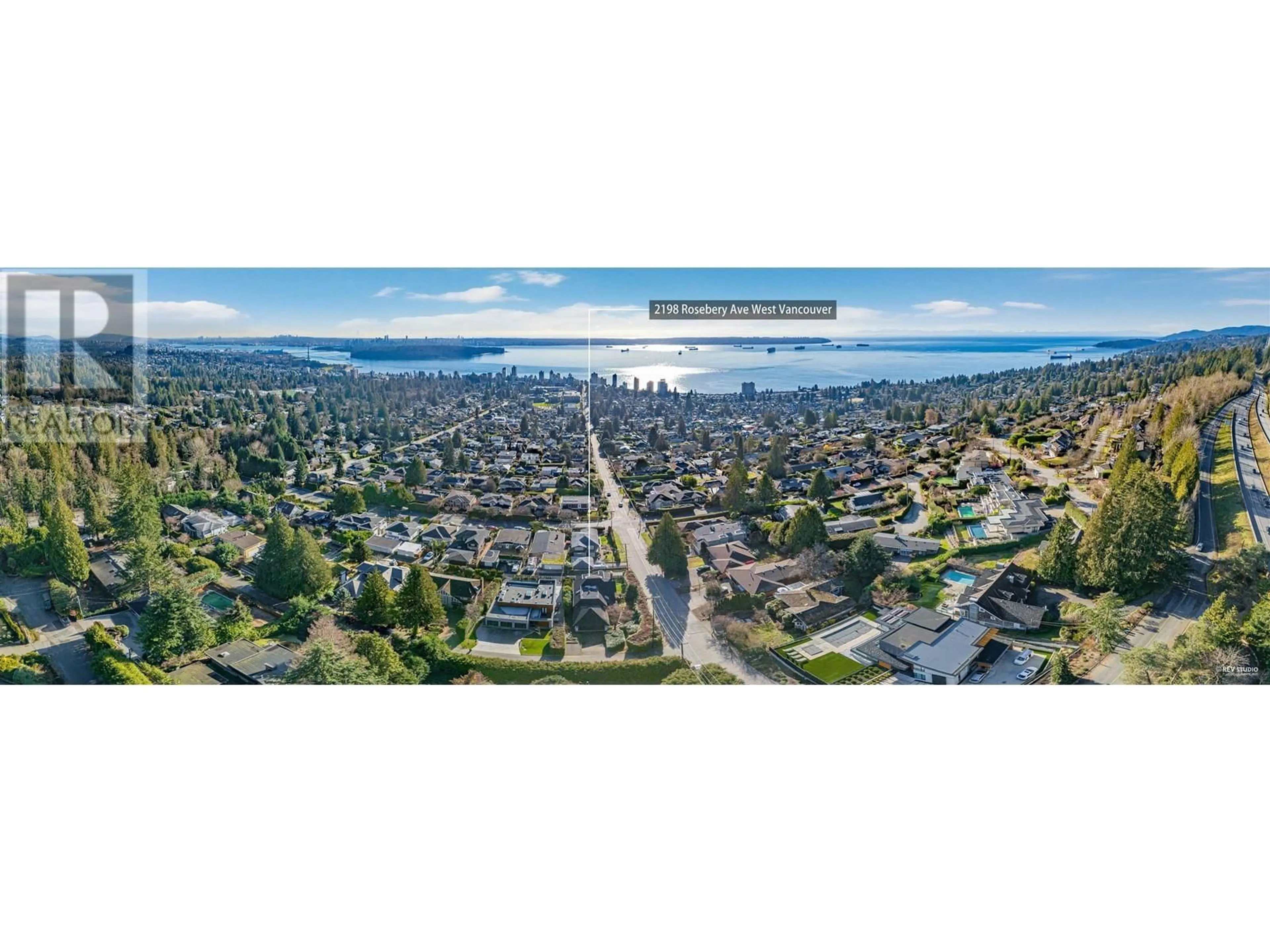 A pic from outside/outdoor area/front of a property/back of a property/a pic from drone, unknown for 2198 ROSEBERY AVENUE, West Vancouver British Columbia V7V2Z7