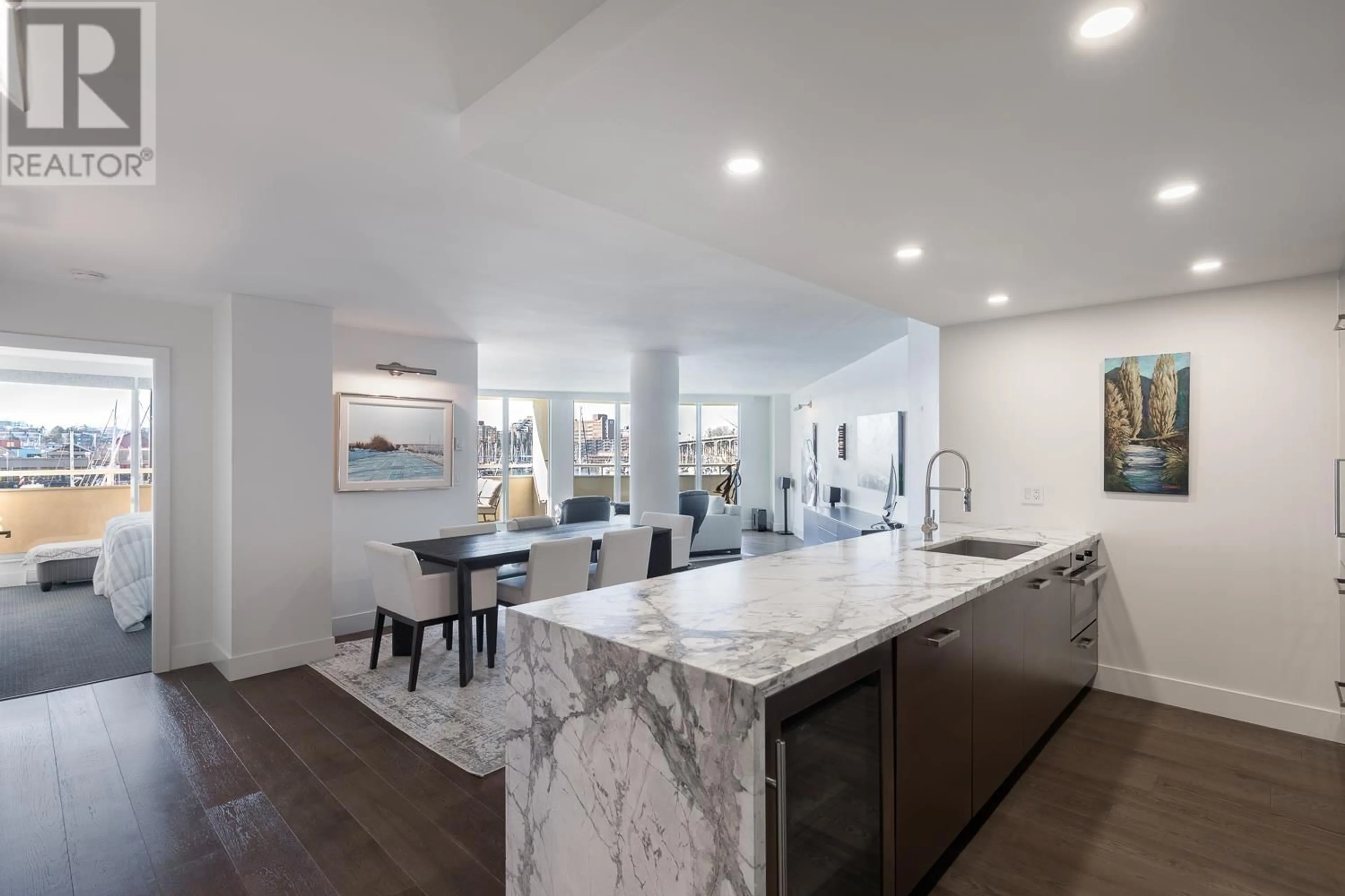 Open concept kitchen, ceramic/tile floor for 202 1600 HOWE STREET, Vancouver British Columbia V6Z2L9