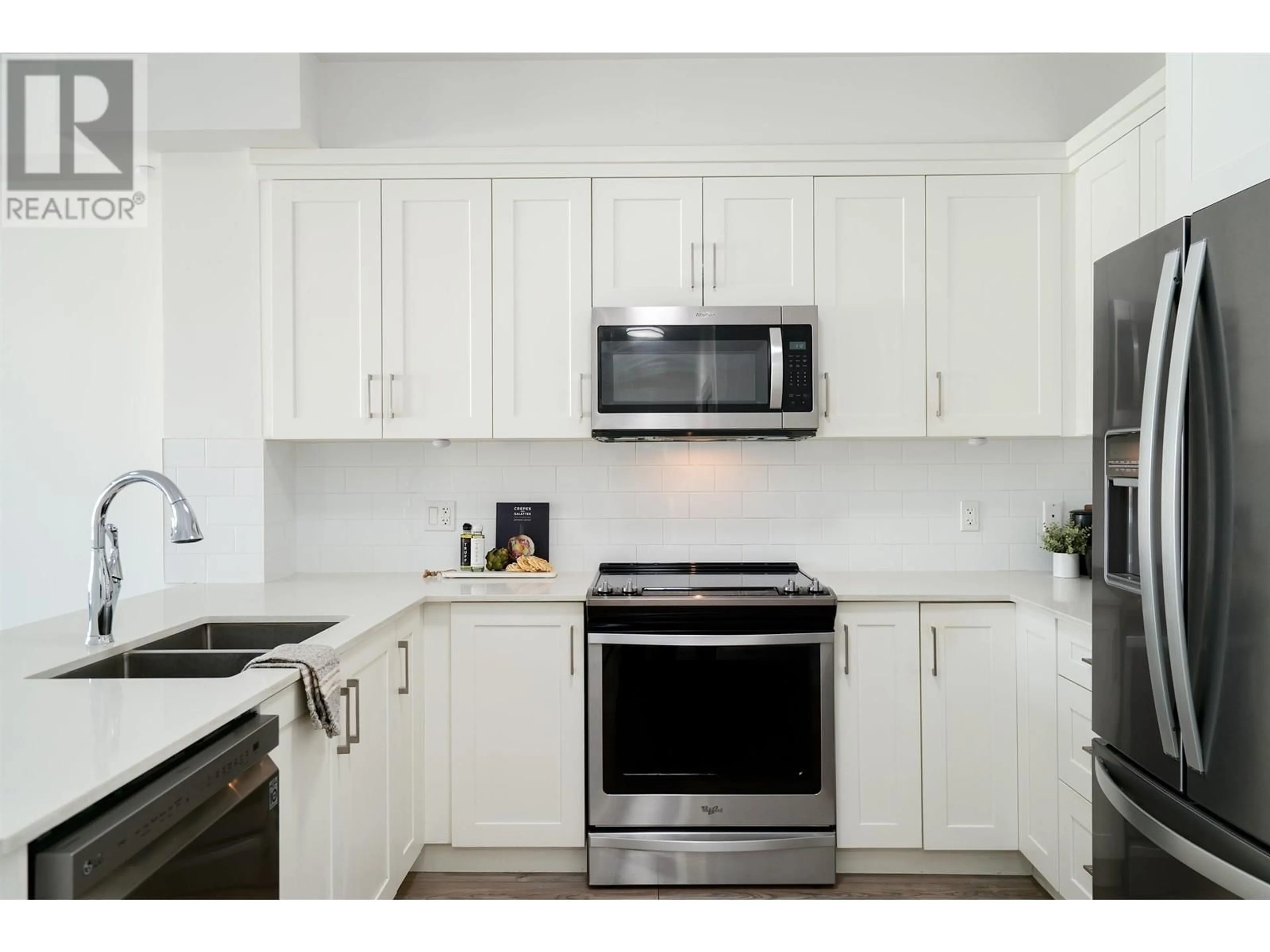 Standard kitchen, unknown for 208 22577 ROYAL CRESCENT, Maple Ridge British Columbia V2X2M2