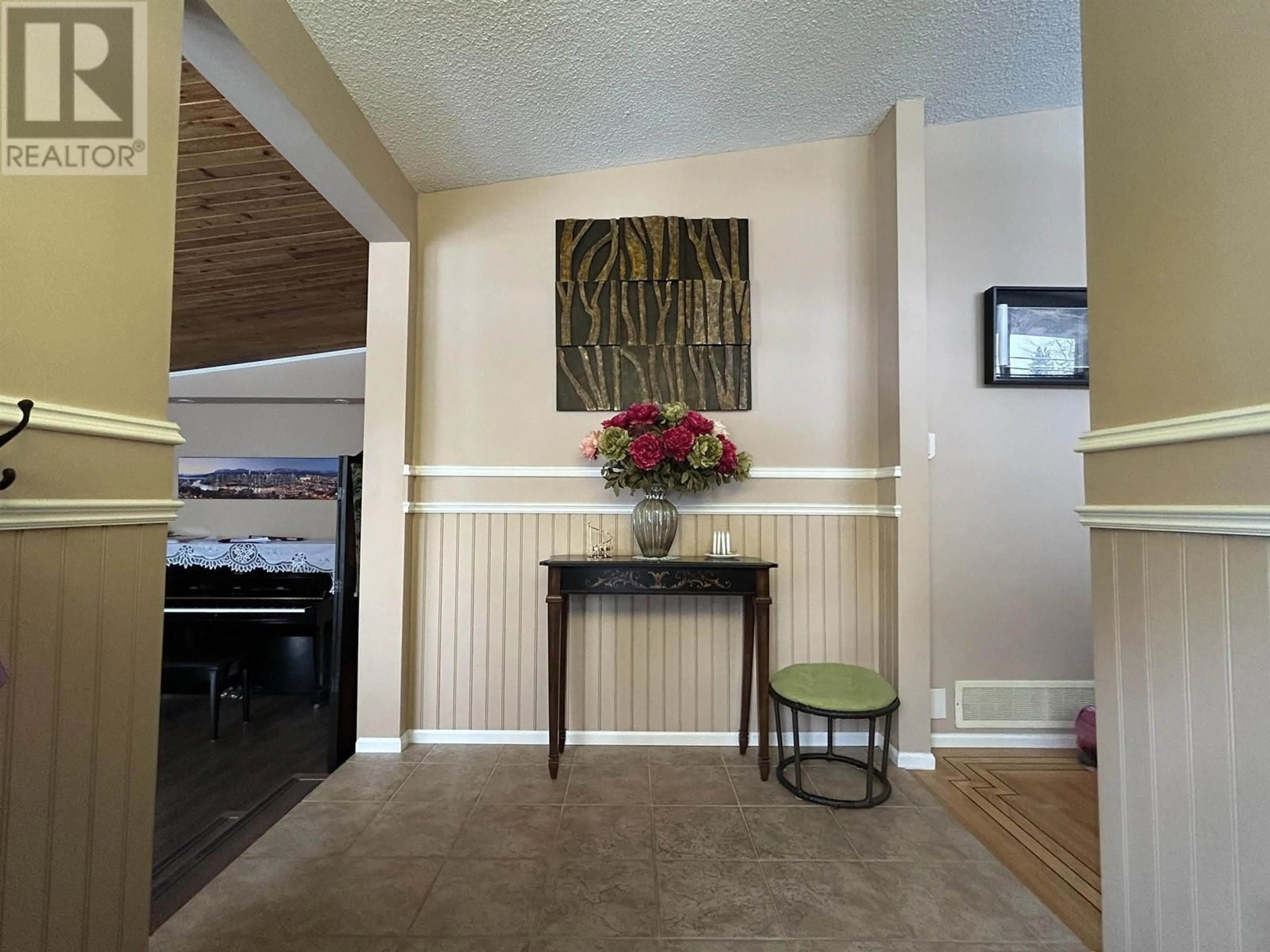 Indoor foyer for 3525 STEVENSON STREET, Port Coquitlam British Columbia V3B4M5