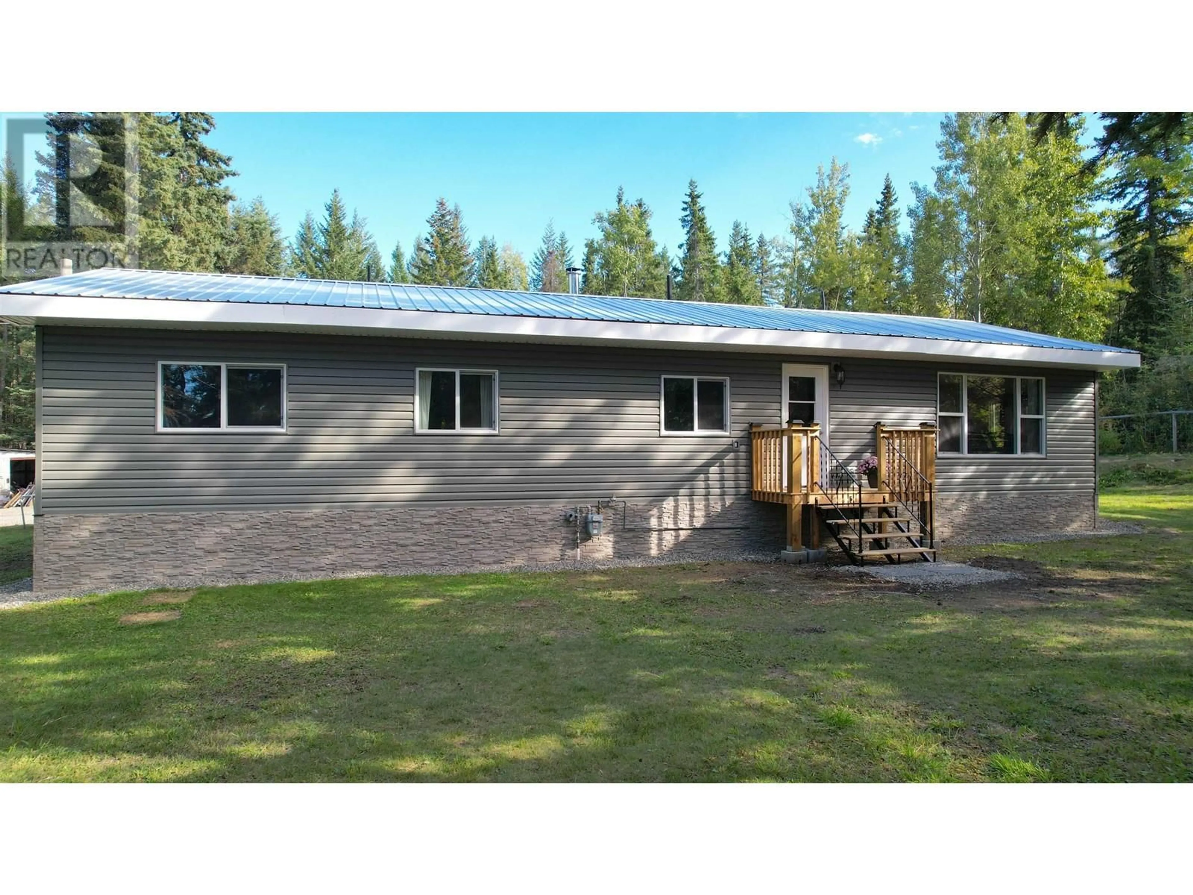 Home with vinyl exterior material, building for 6769 MCMILLAN ROAD, Lone Butte British Columbia V0K1X3