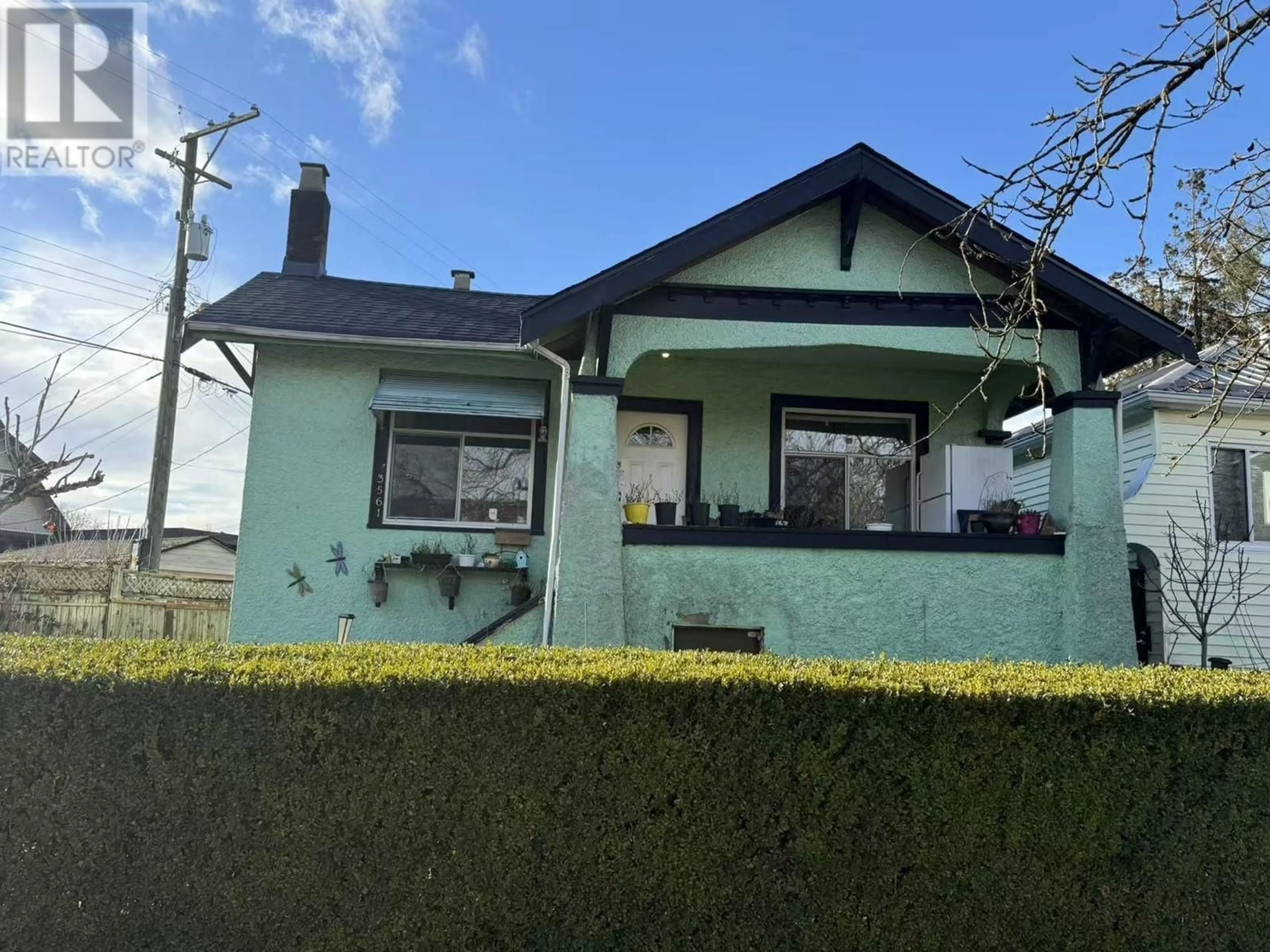 A pic from outside/outdoor area/front of a property/back of a property/a pic from drone, street for 3561 INVERNESS STREET, Vancouver British Columbia V5V4V6