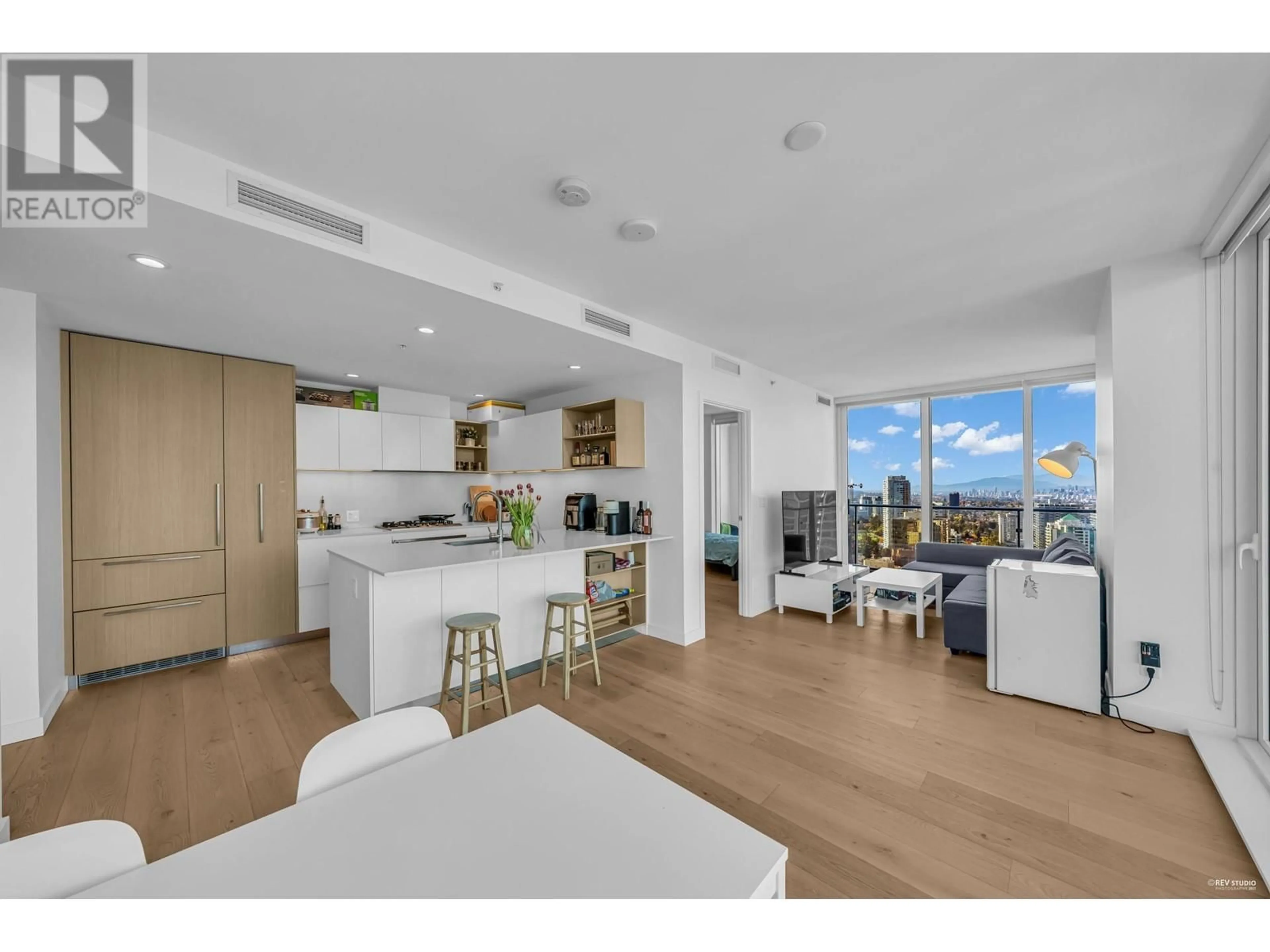 Open concept kitchen, unknown for 3007 - 6000 MCKAY AVENUE, Burnaby British Columbia V5H0K2