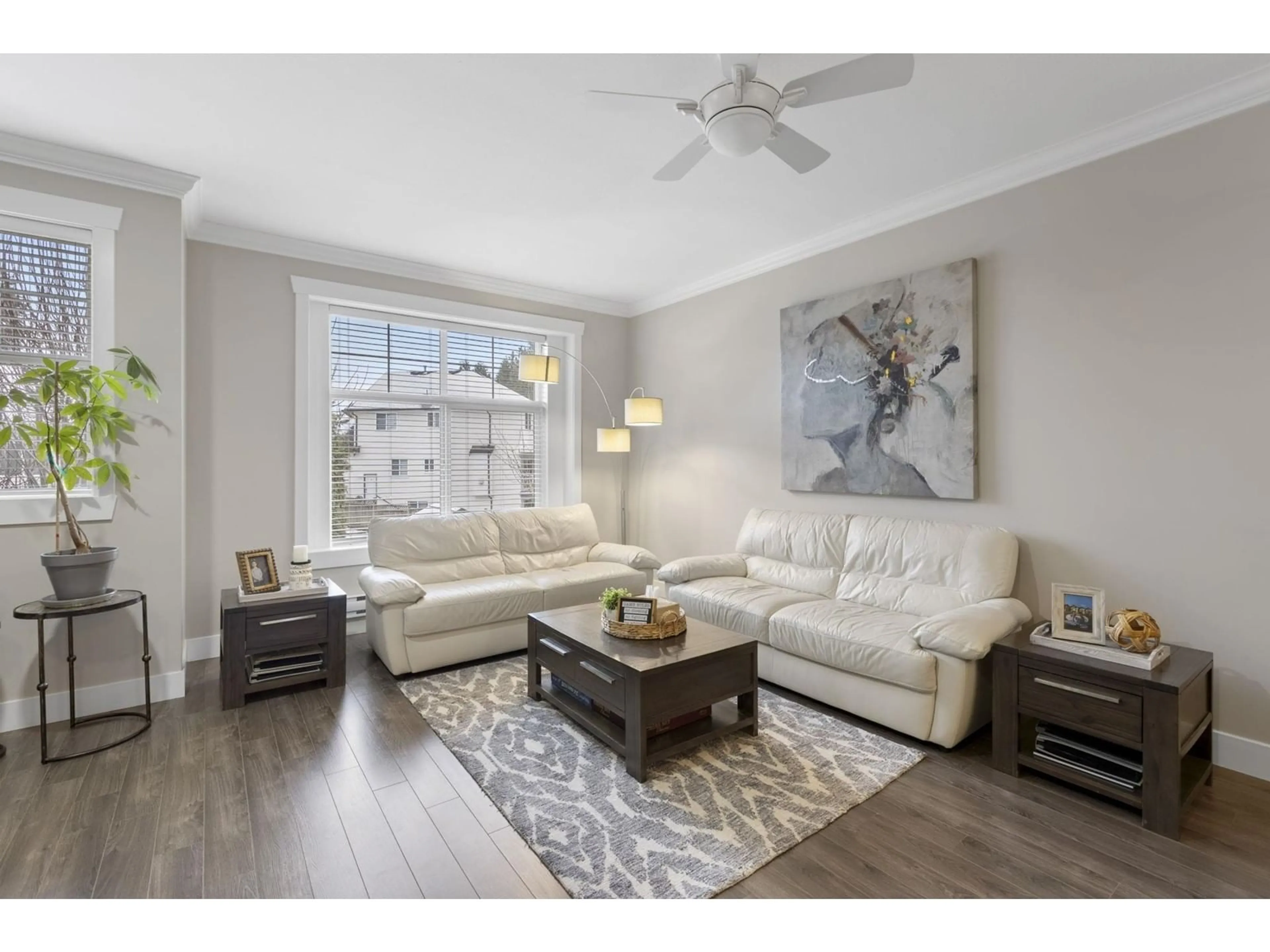 Living room with furniture, unknown for 18 33860 MARSHALL ROAD, Abbotsford British Columbia V2S0E8