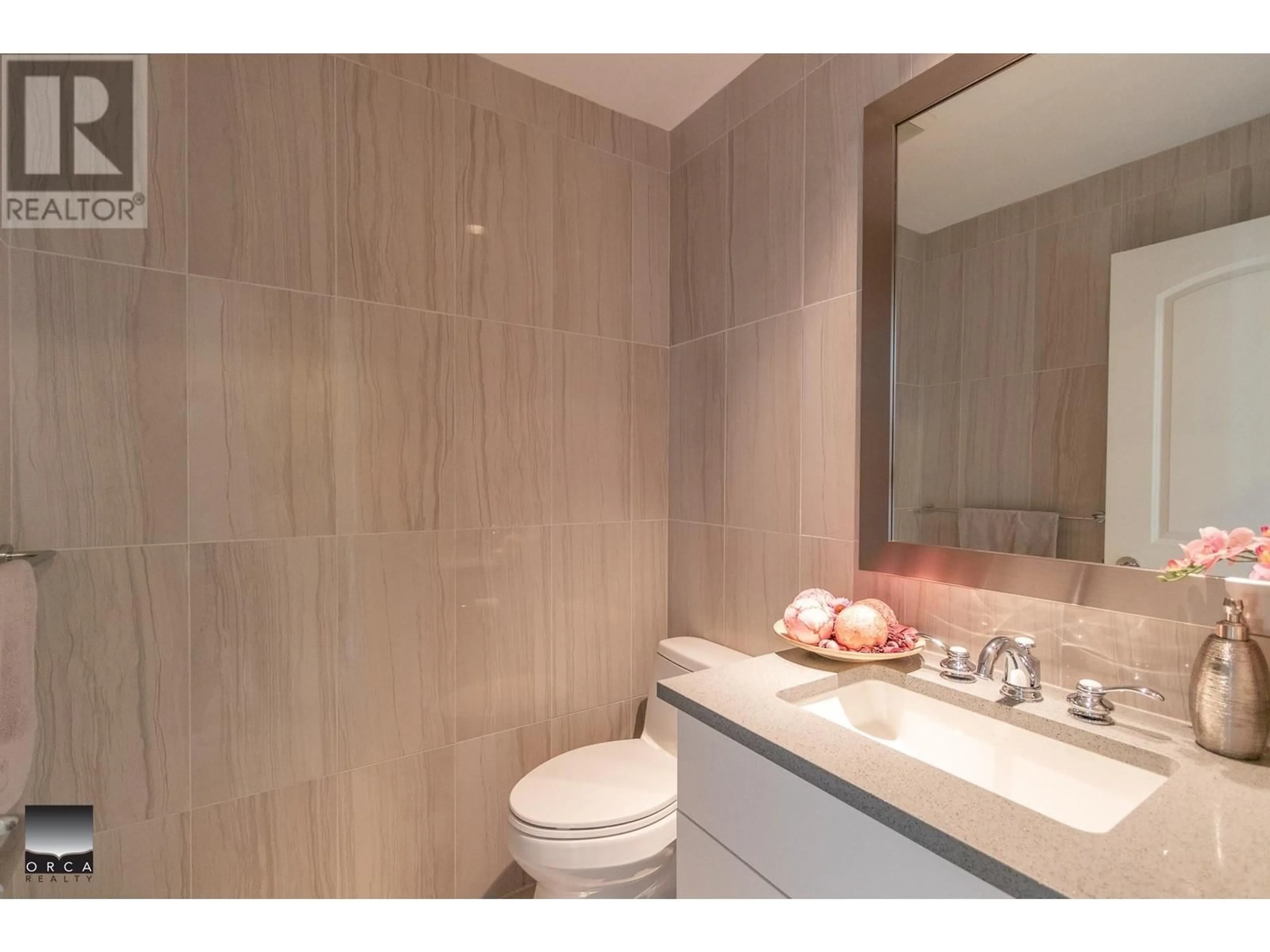 Standard bathroom, ceramic/tile floor for 401 199 VICTORY SHIP WAY, North Vancouver British Columbia V7L0B5