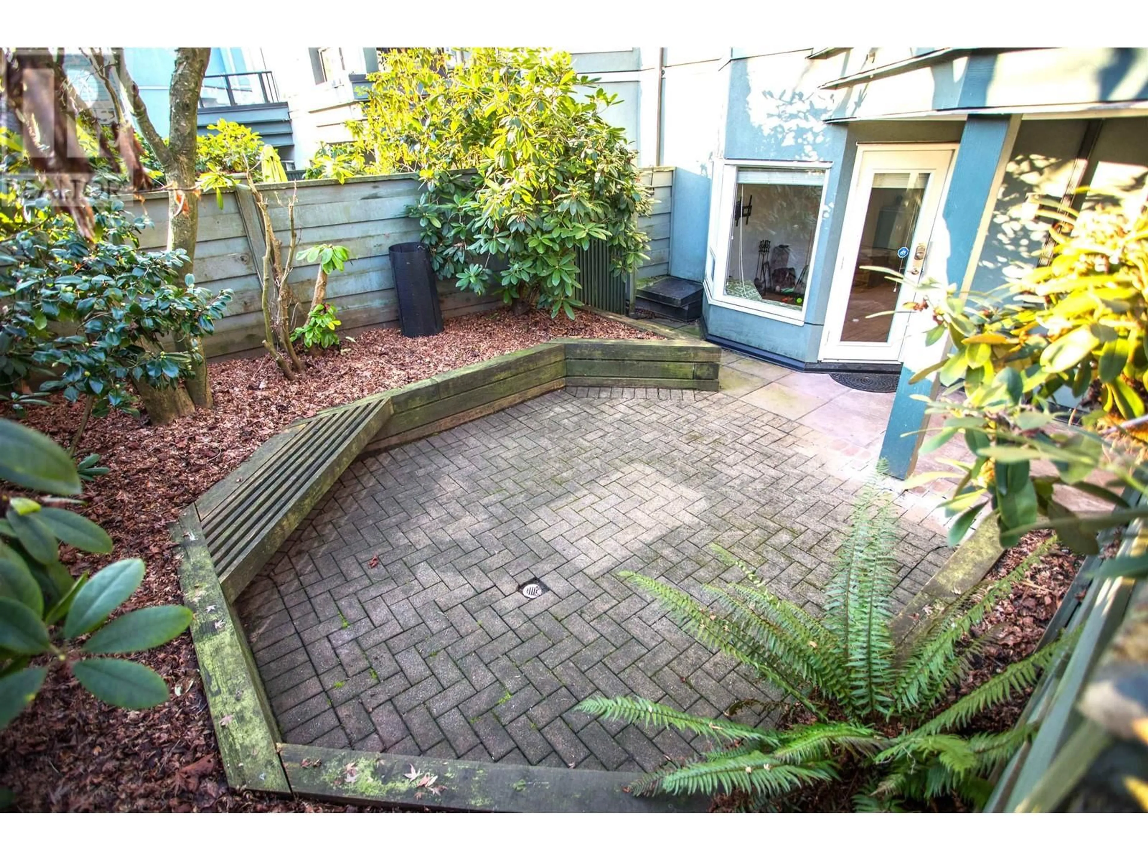 Patio, street for 102 1925 W 2ND AVENUE, Vancouver British Columbia V6J1J2