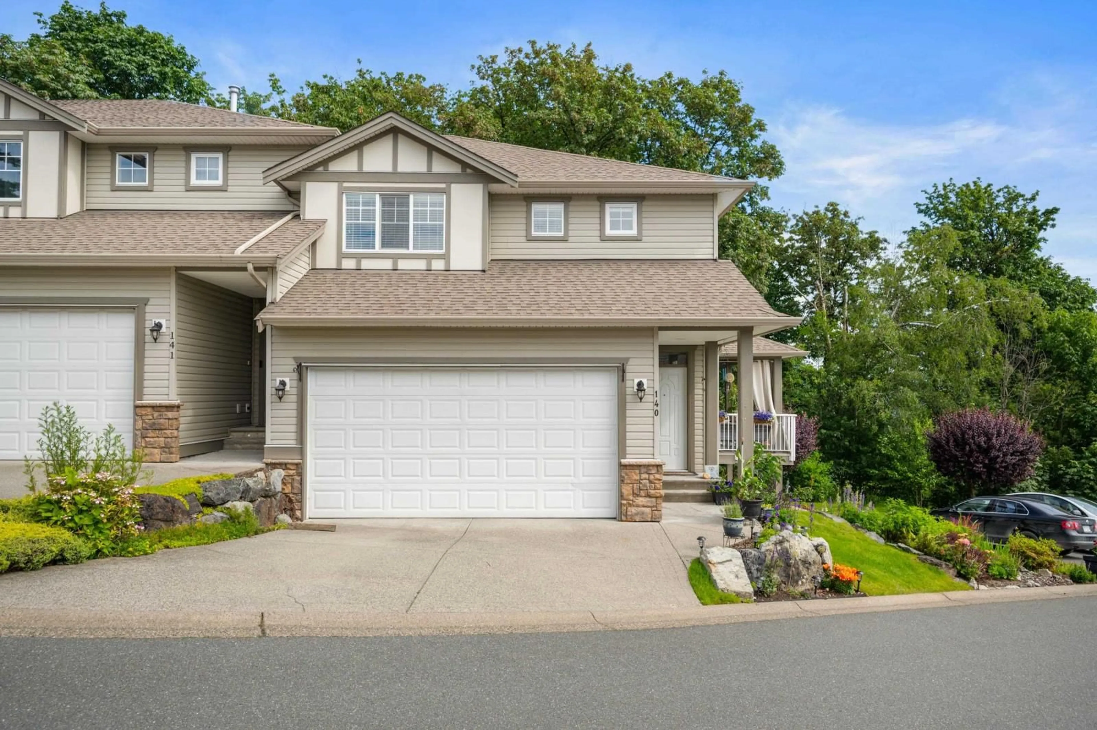 Home with vinyl exterior material, street for 140 - 8590 SUNRISE DRIVE, Chilliwack British Columbia V2R3Z4