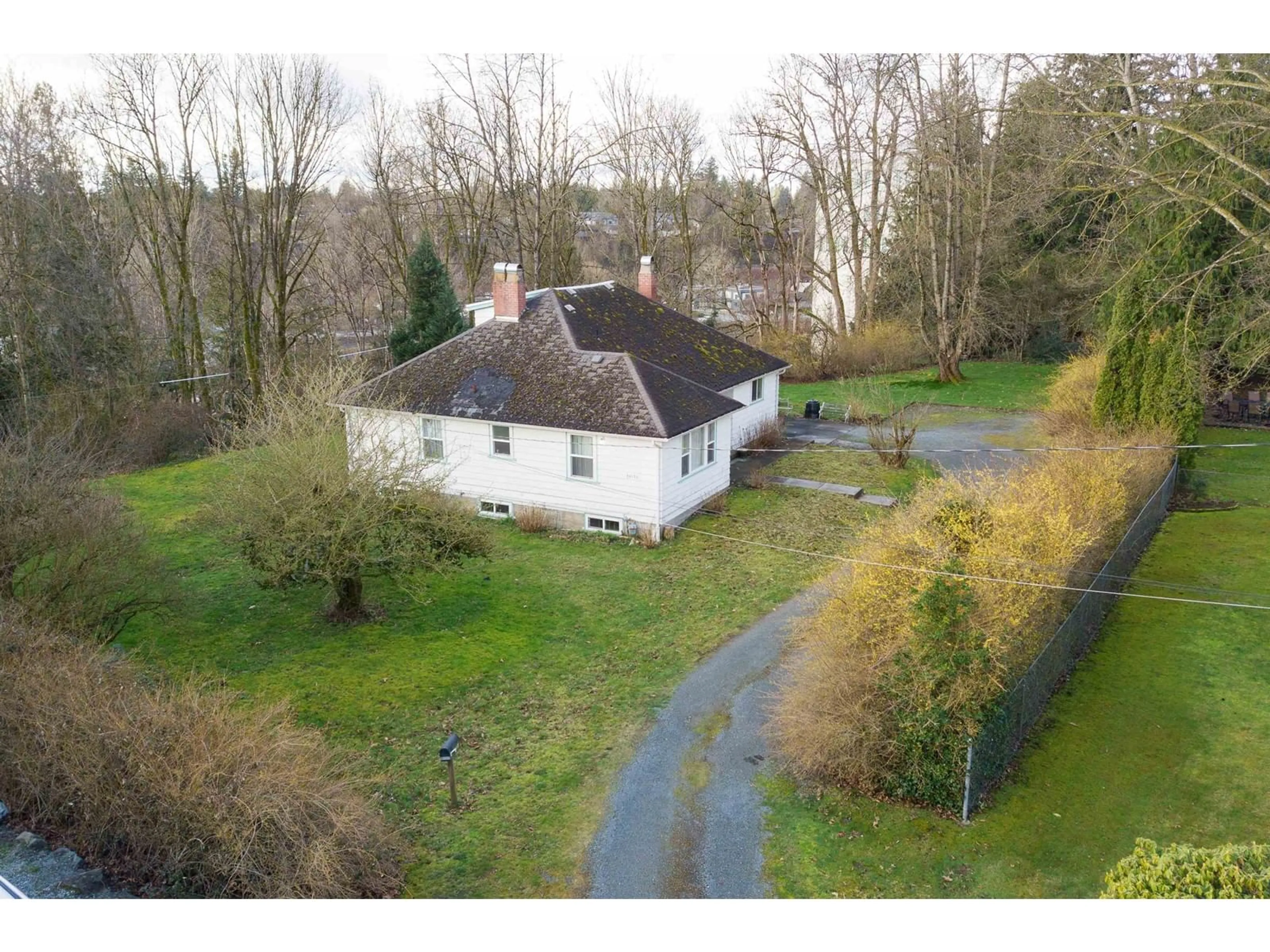 A pic from outside/outdoor area/front of a property/back of a property/a pic from drone, unknown for 34150 GLENWILL, Abbotsford British Columbia V2S1X6