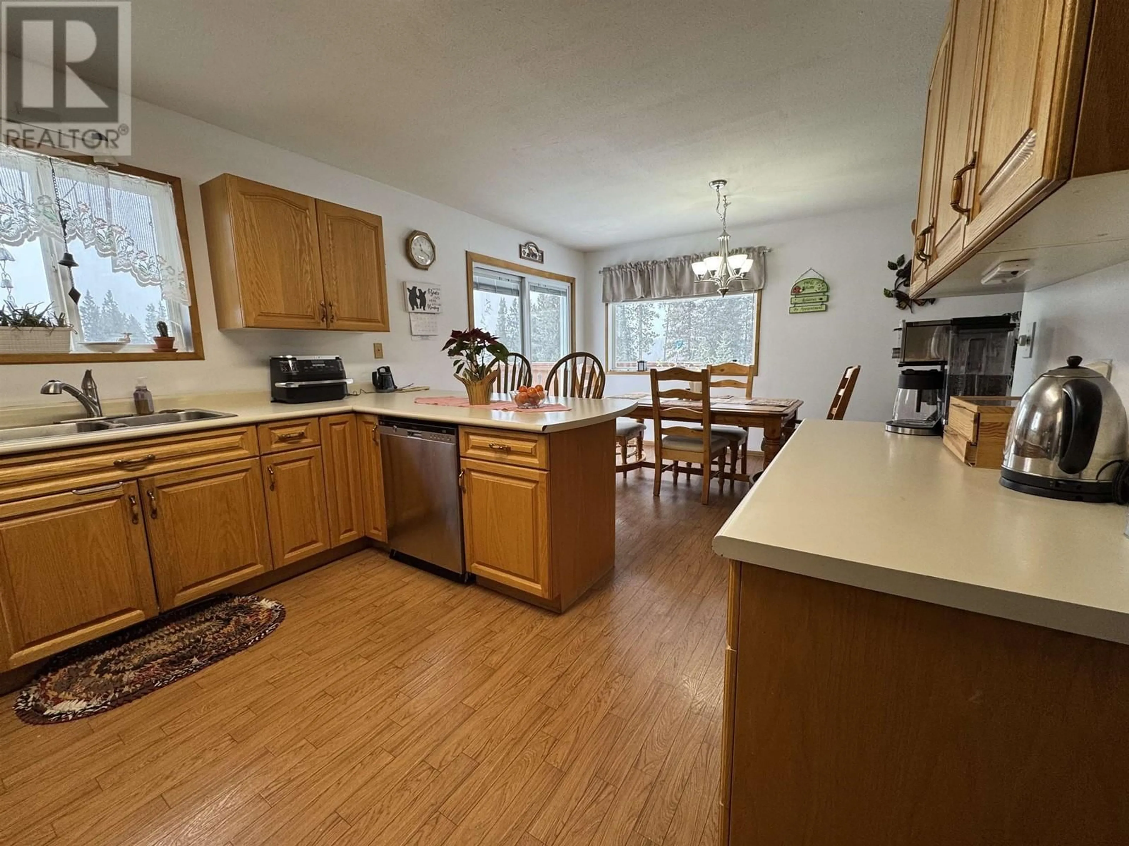 Open concept kitchen, unknown for 6627 MARTEN ROAD, Williams Lake British Columbia V0L1C0