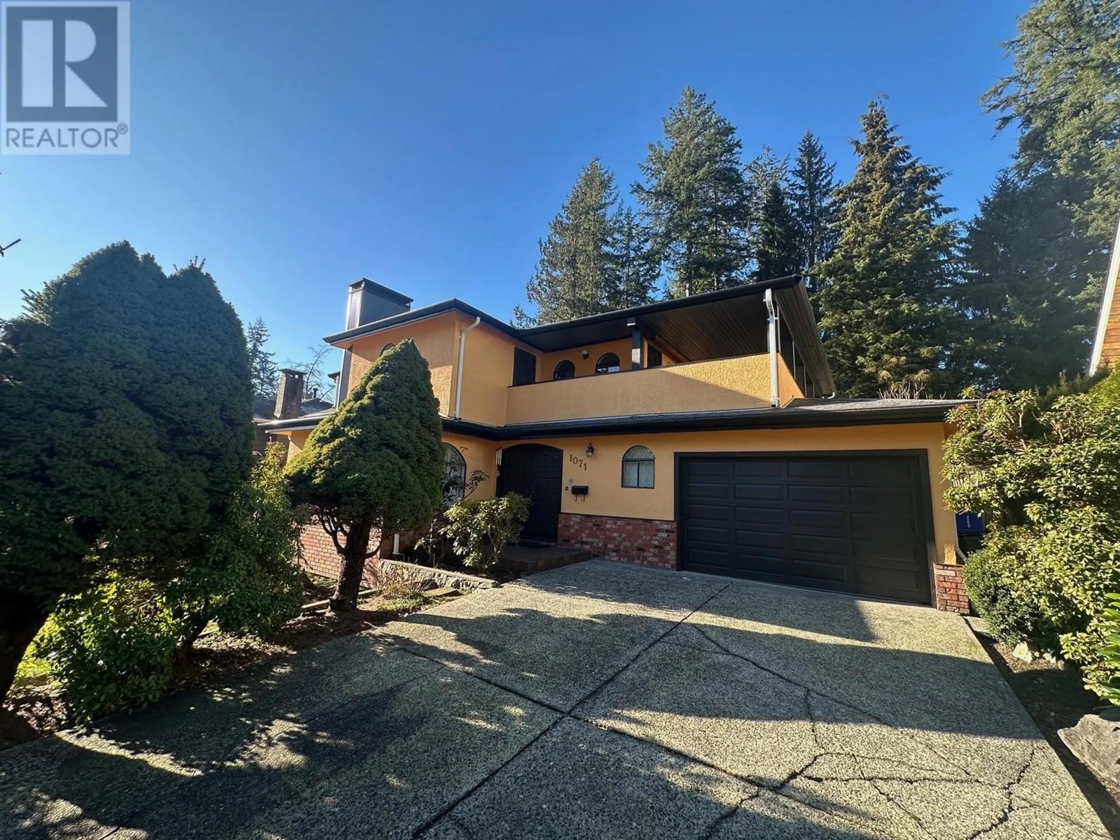 A pic from outside/outdoor area/front of a property/back of a property/a pic from drone, street for 1071 CARNABY PLACE, North Vancouver British Columbia V7H2A2