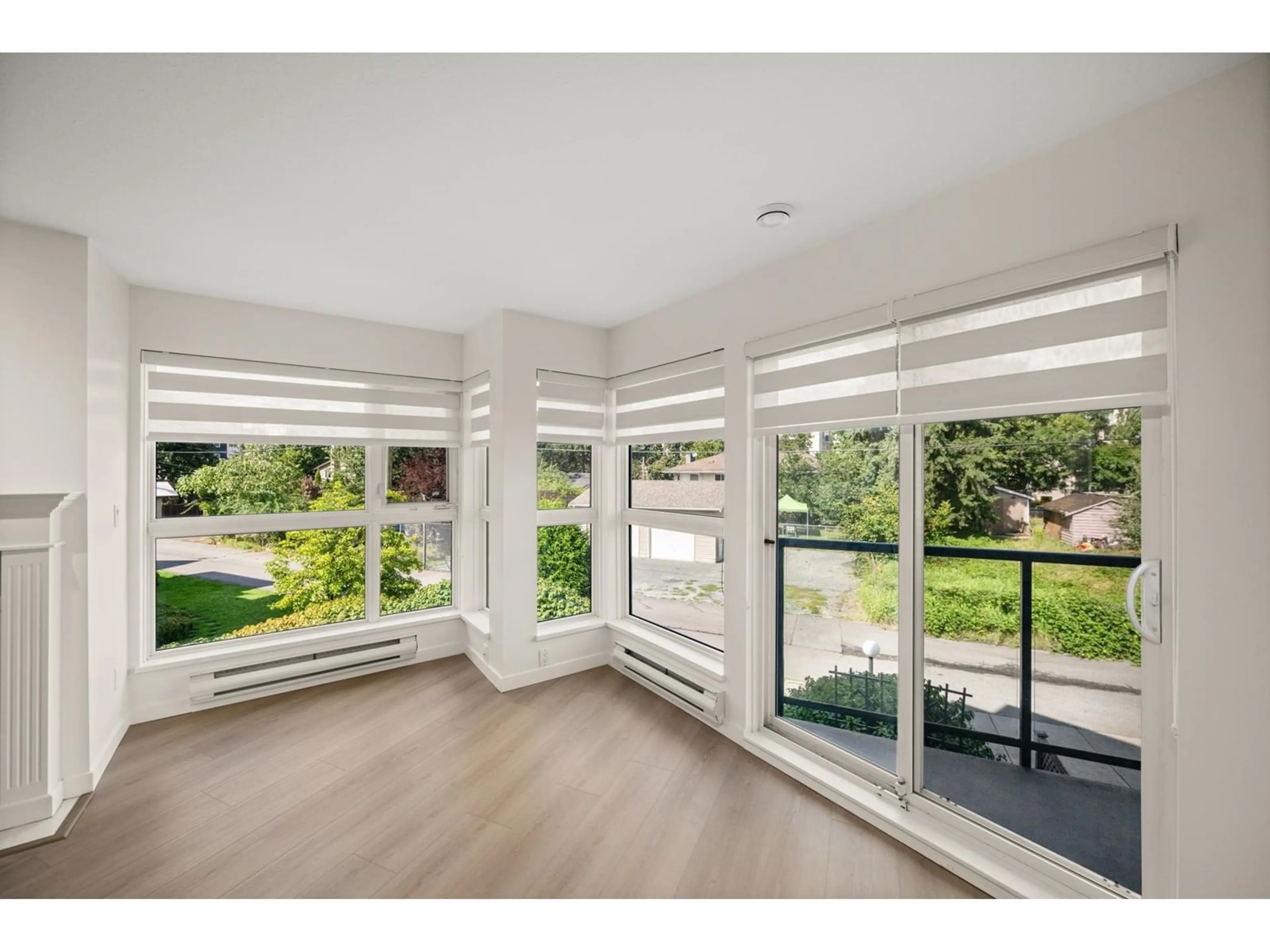 Indoor foyer for 203 - 20277 53RD, Langley British Columbia V3A3V2