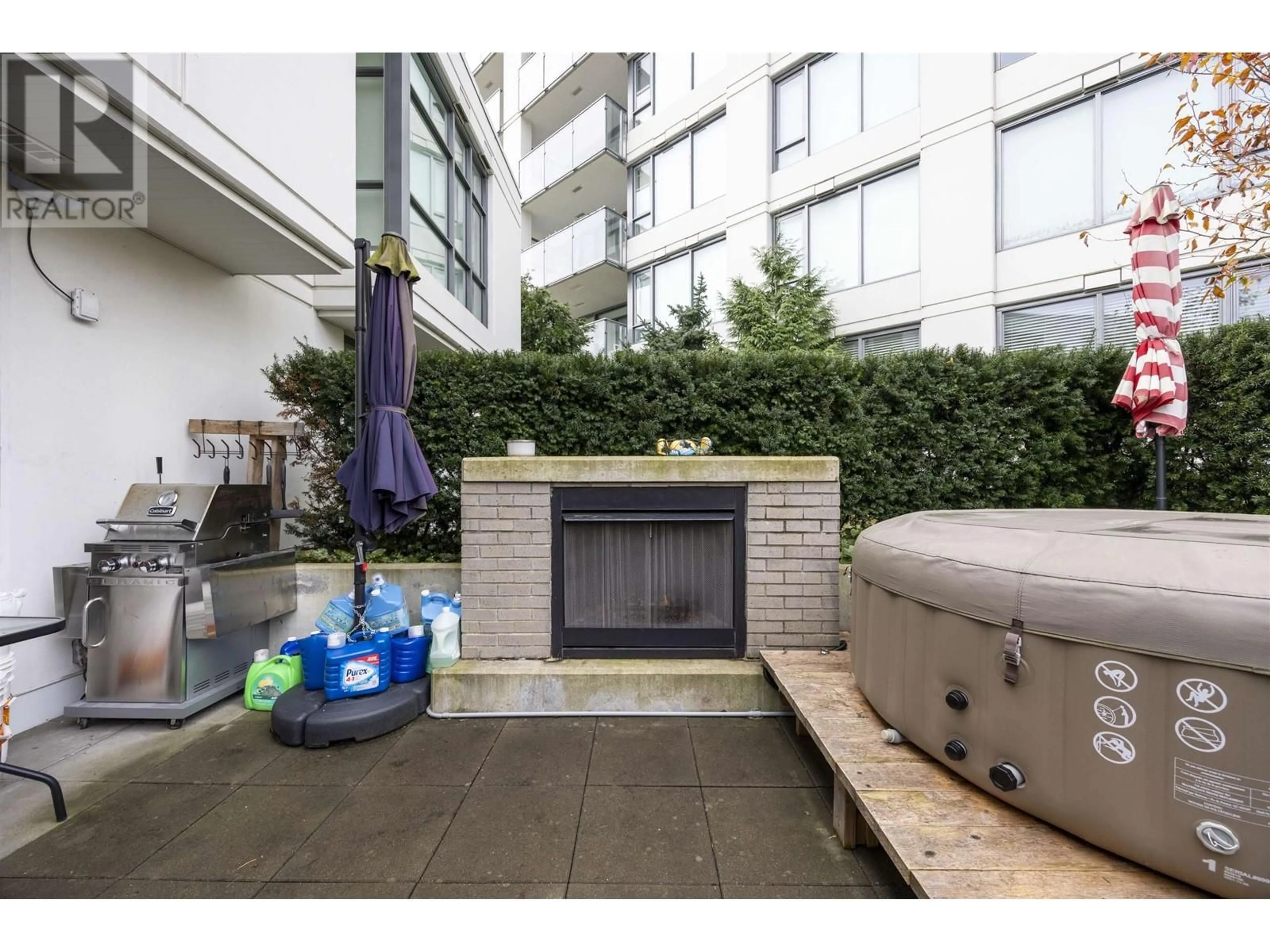 Patio, street for 102 578 EMERSON STREET, Coquitlam British Columbia V3J0G4