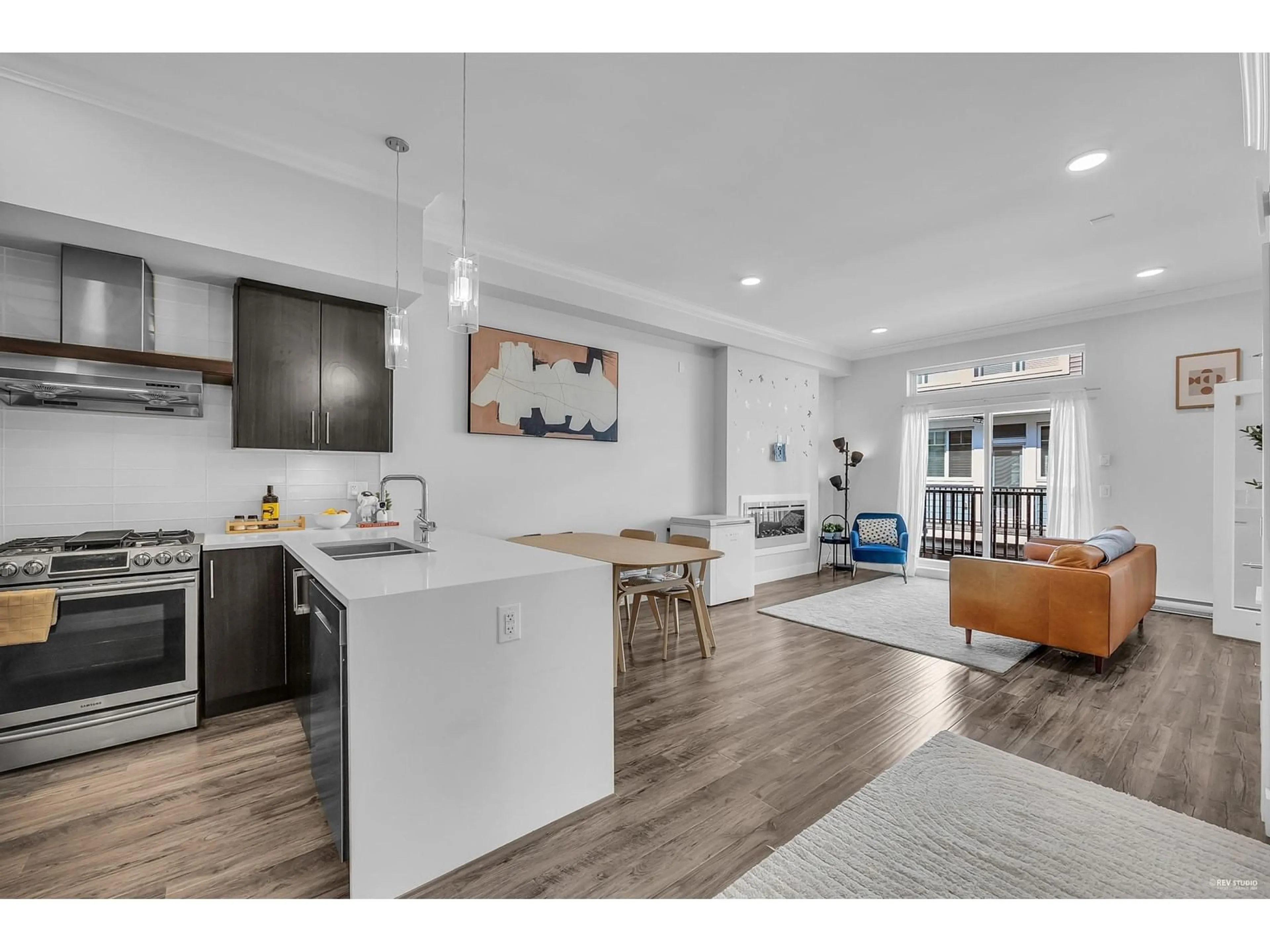 Open concept kitchen, unknown for 29 - 2528 156, Surrey British Columbia V4P0E7