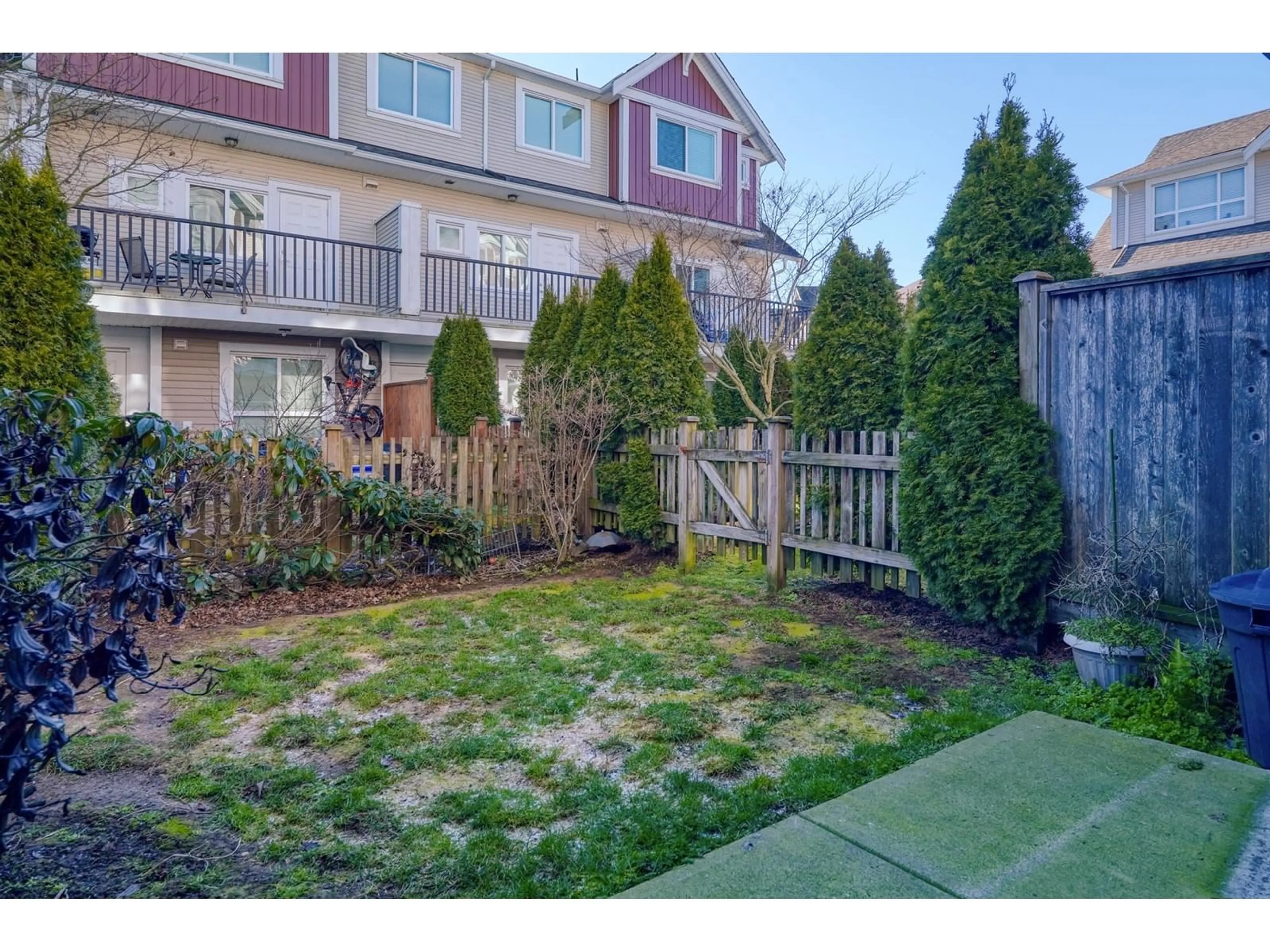 Patio, unknown for 26 7298 199A STREET, Langley British Columbia V2Y0H9