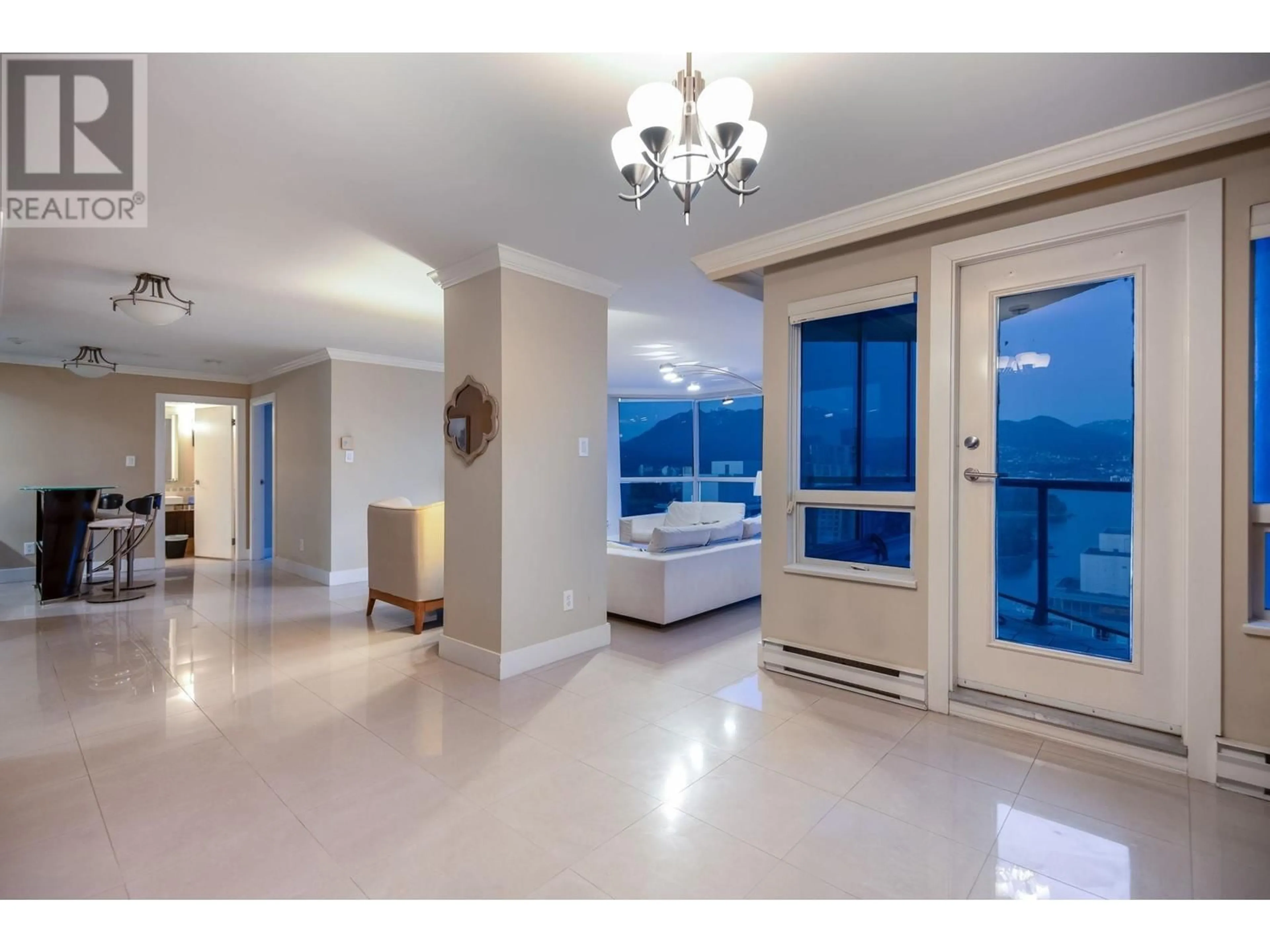 Indoor foyer for 2303 - 1415 GEORGIA STREET, Vancouver British Columbia V6G3C8