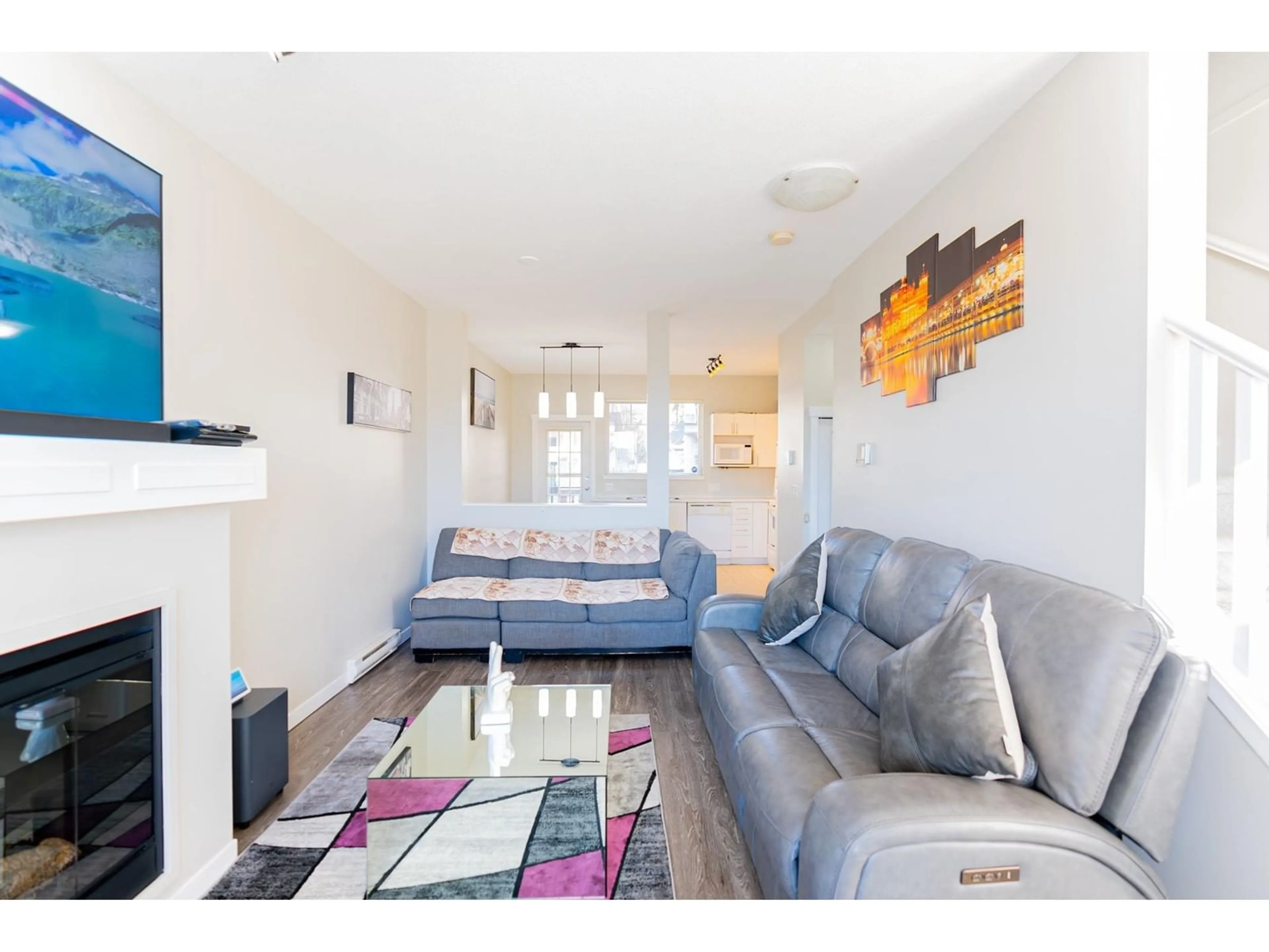 Living room with furniture, unknown for 4 5839 PANORAMA DRIVE, Surrey British Columbia V3S0P4