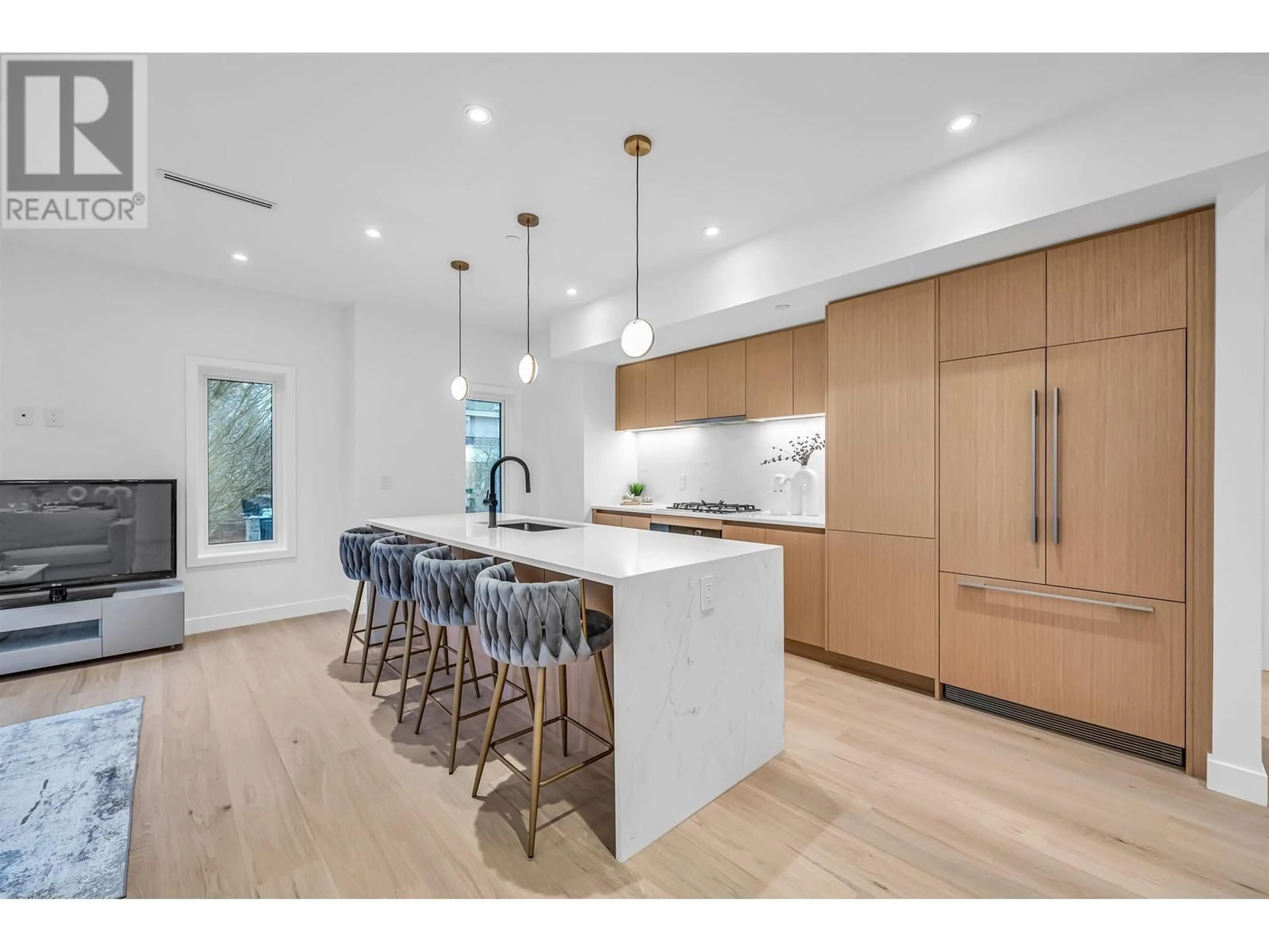 Open concept kitchen, unknown for 1012 52ND AVENUE, Vancouver British Columbia V6P1H5