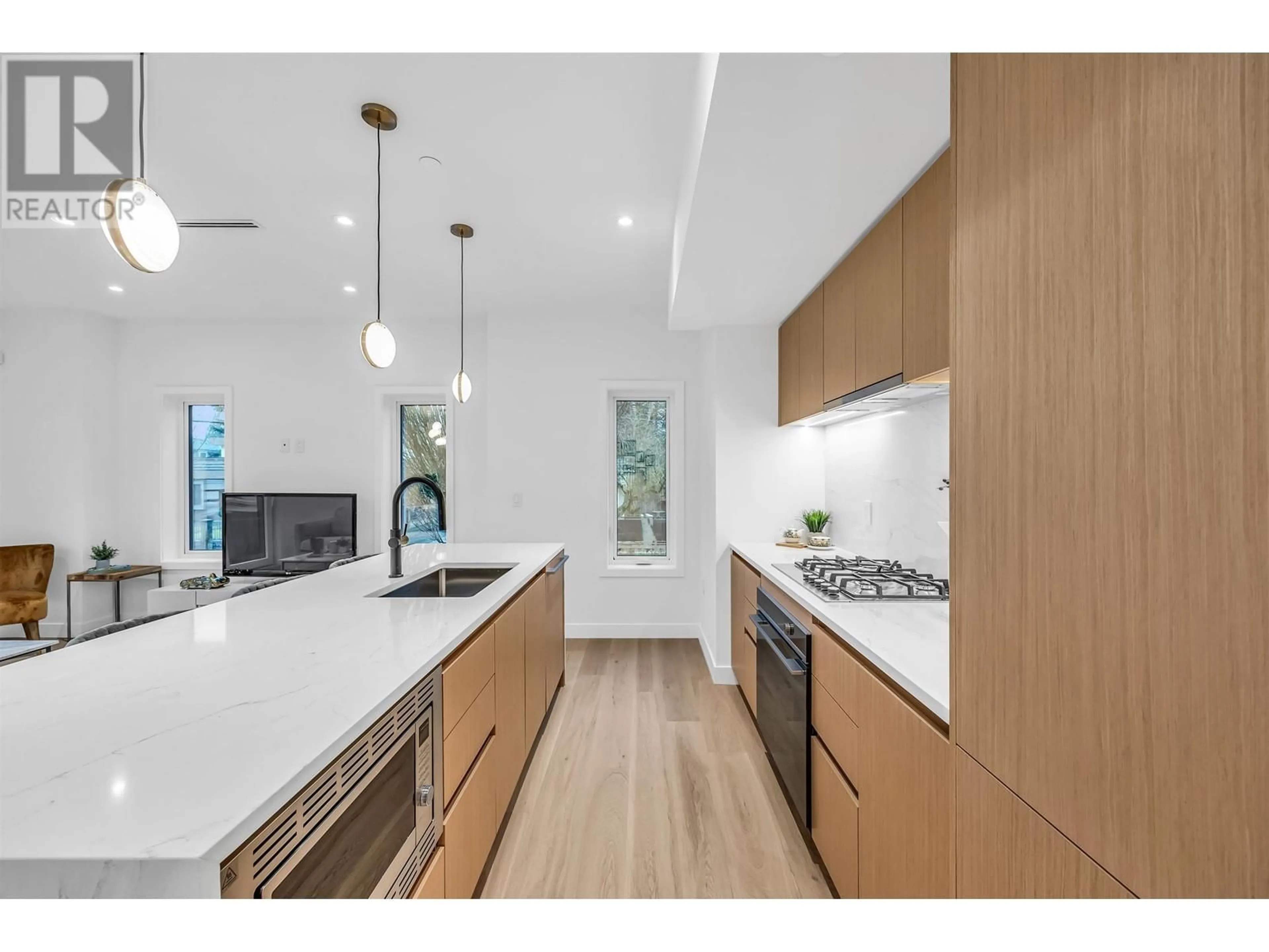 Open concept kitchen, unknown for 1016 52ND AVENUE, Vancouver British Columbia V6P1H5