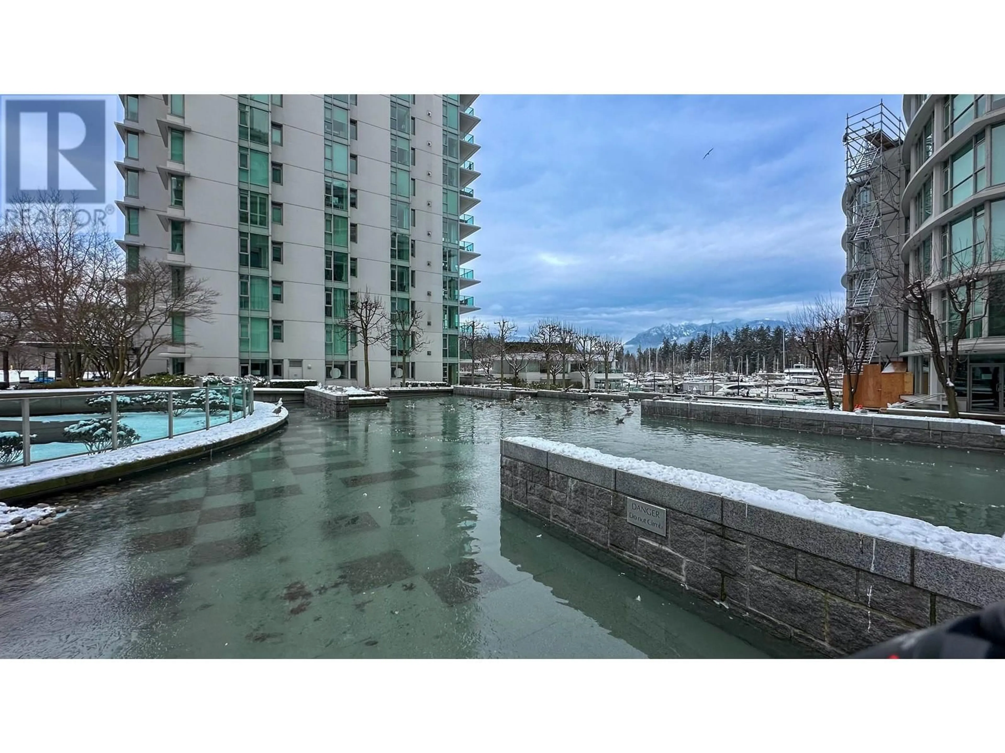 Pool for 101 1717 BAYSHORE DRIVE, Vancouver British Columbia V6G3H3