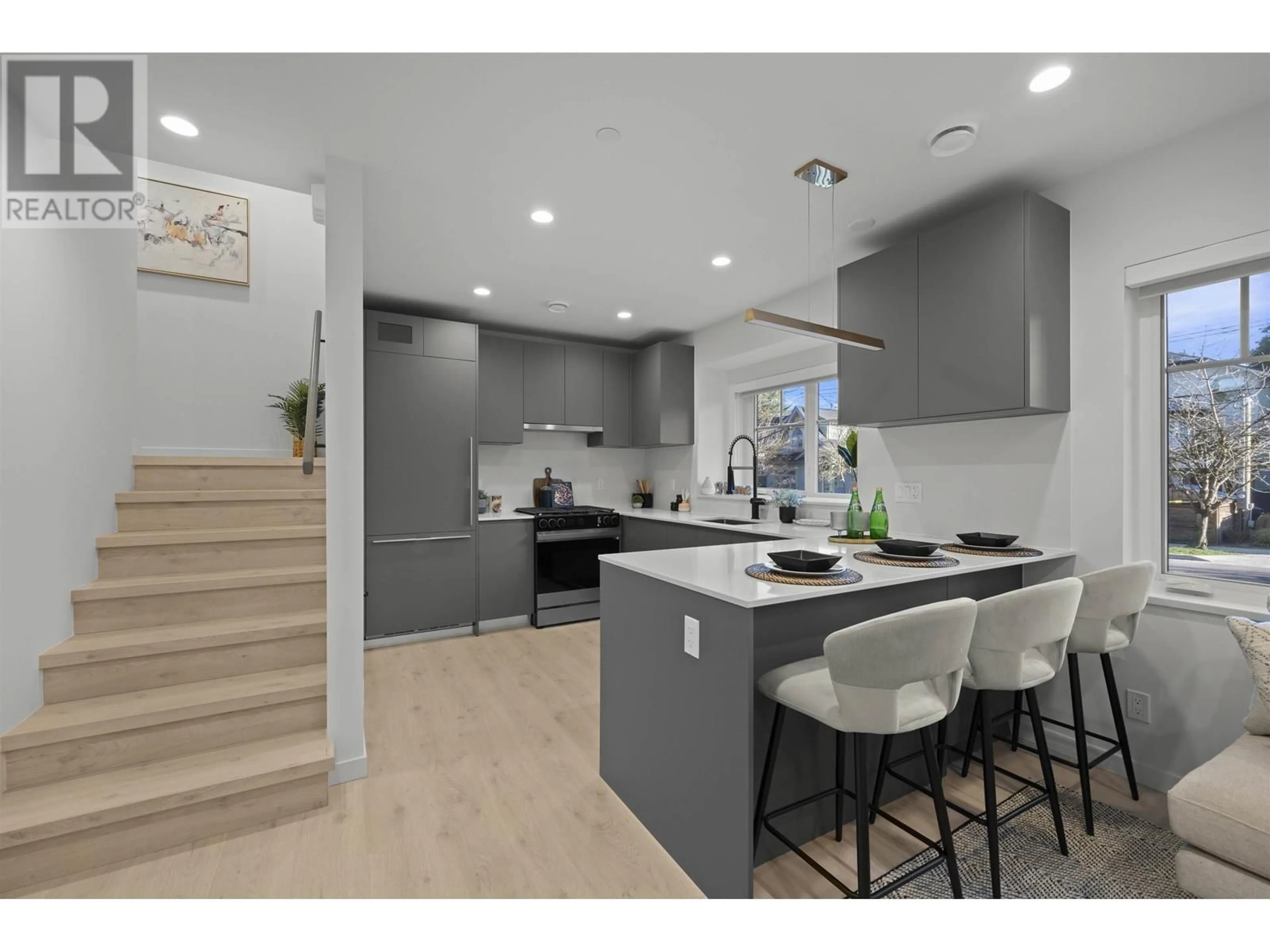 Open concept kitchen, unknown for 1 3531 MARSHALL STREET, Vancouver British Columbia V5N4S2