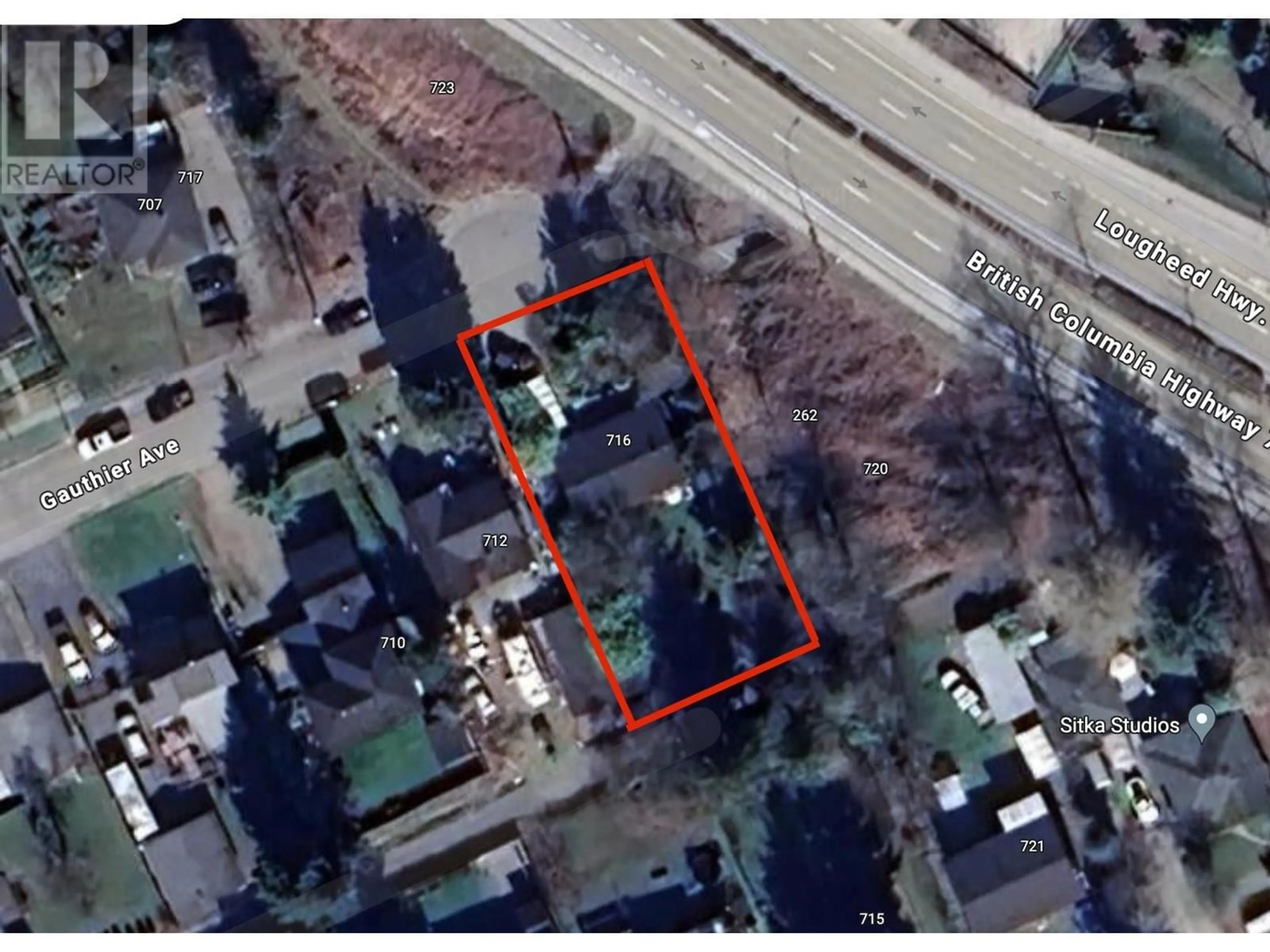 A pic from outside/outdoor area/front of a property/back of a property/a pic from drone, building for 716 GAUTHIER AVENUE, Coquitlam British Columbia V3K1R5