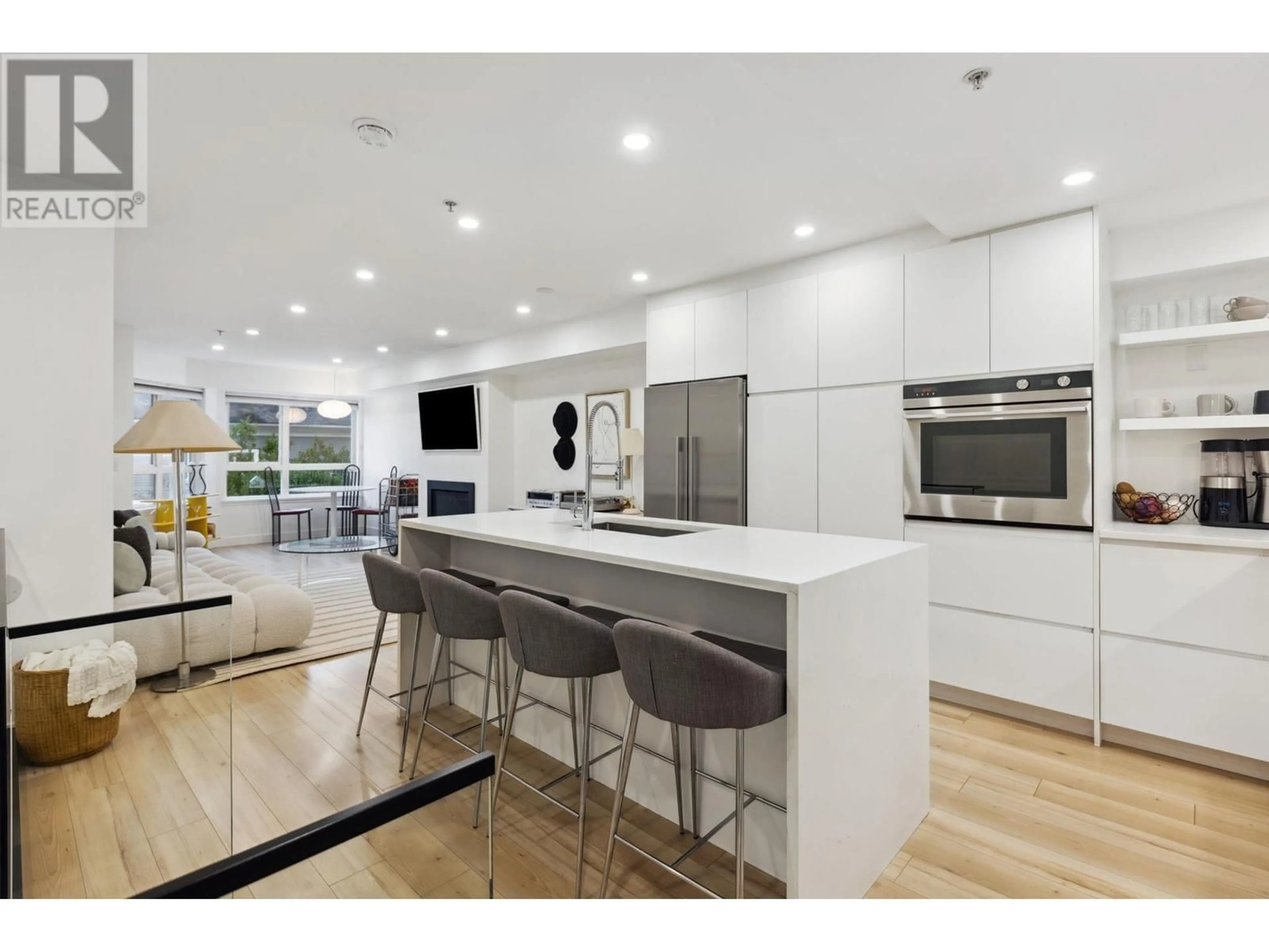 Open concept kitchen, unknown for 205 1707 CHARLES STREET, Vancouver British Columbia V5L2T6