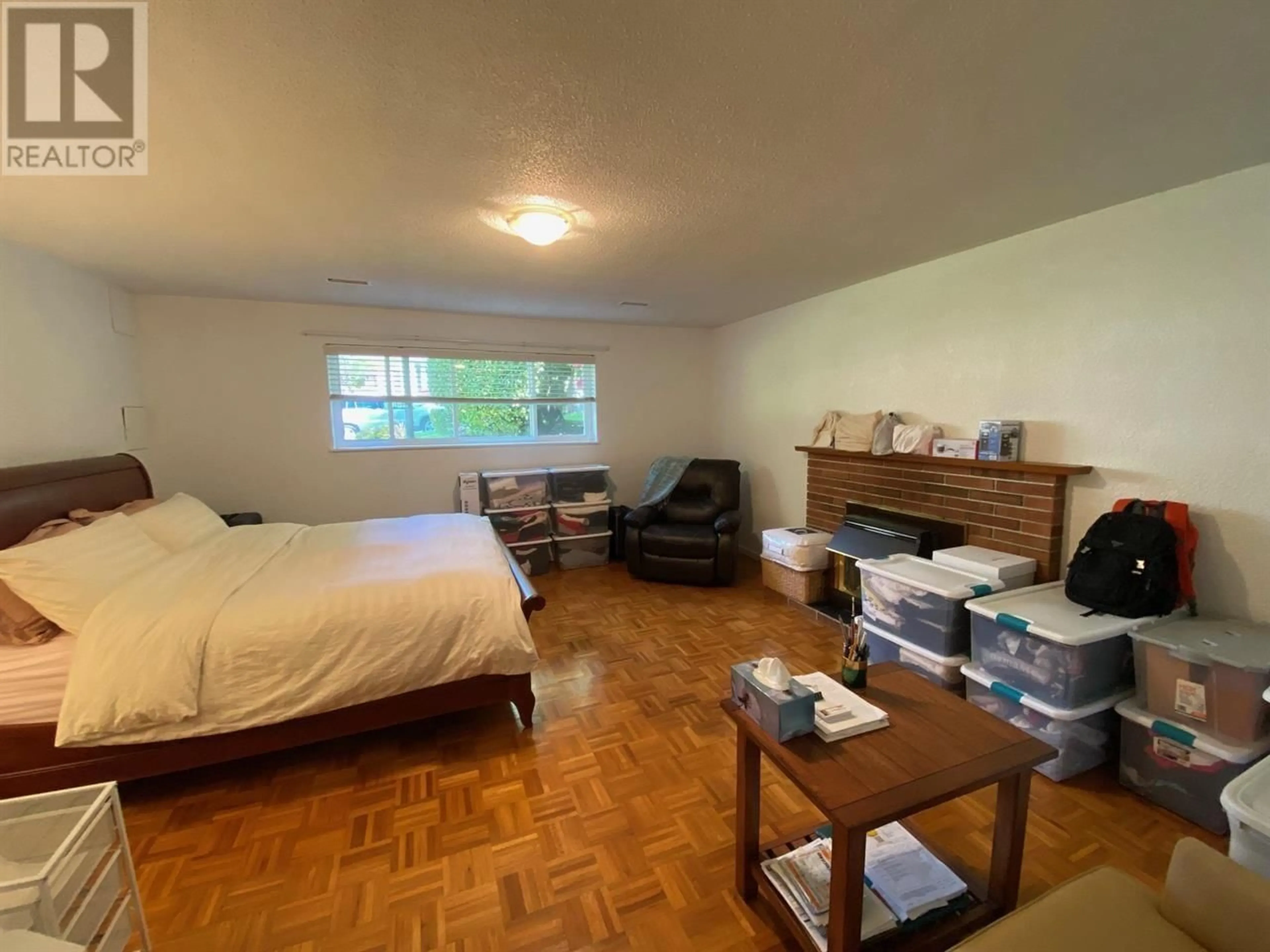 A pic of a room for 2056 W 29TH AVENUE, Vancouver British Columbia V6J3A1