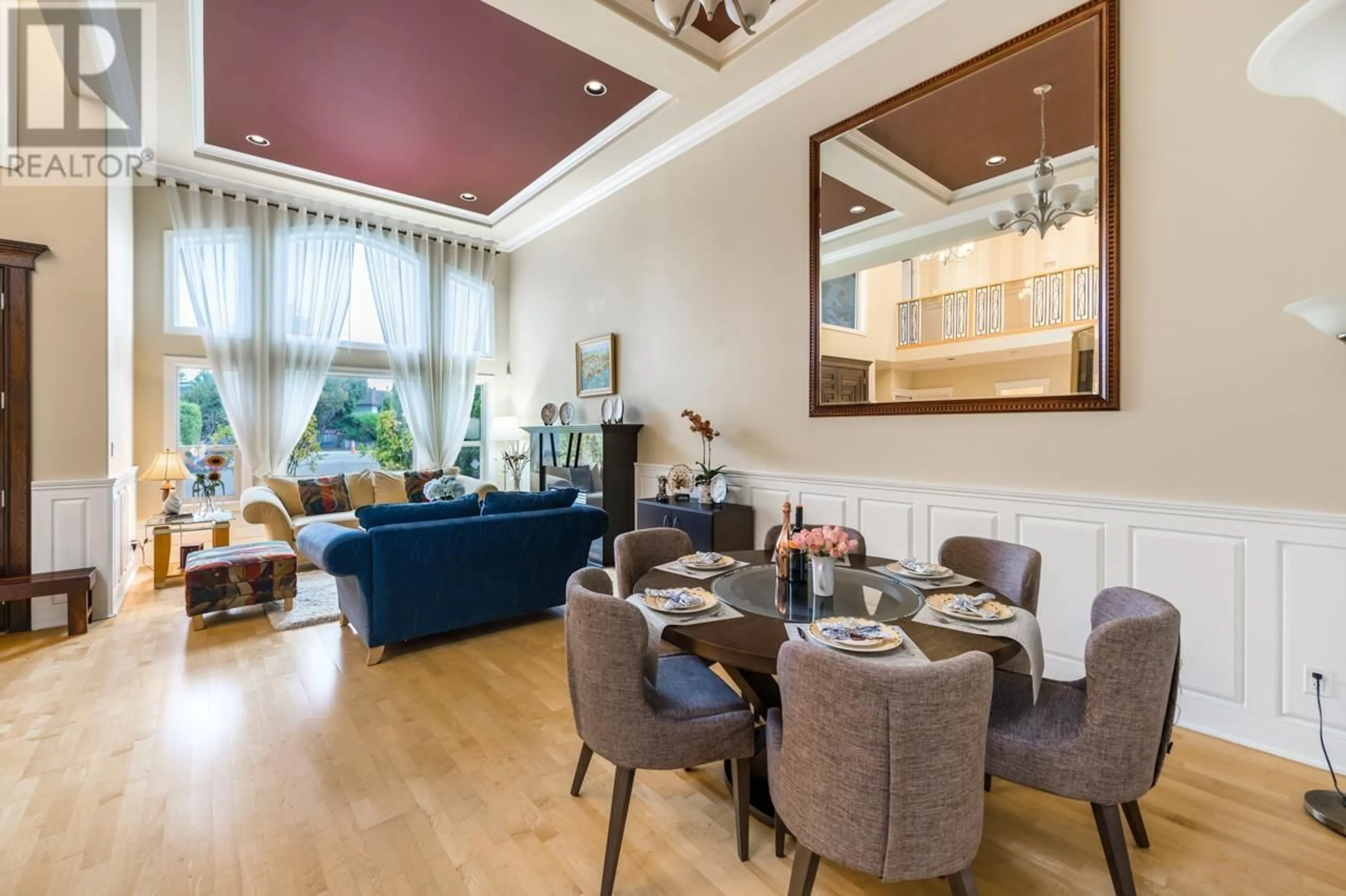 Dining room, wood/laminate floor for 10511 NO. 2 ROAD, Richmond British Columbia V7E2E5