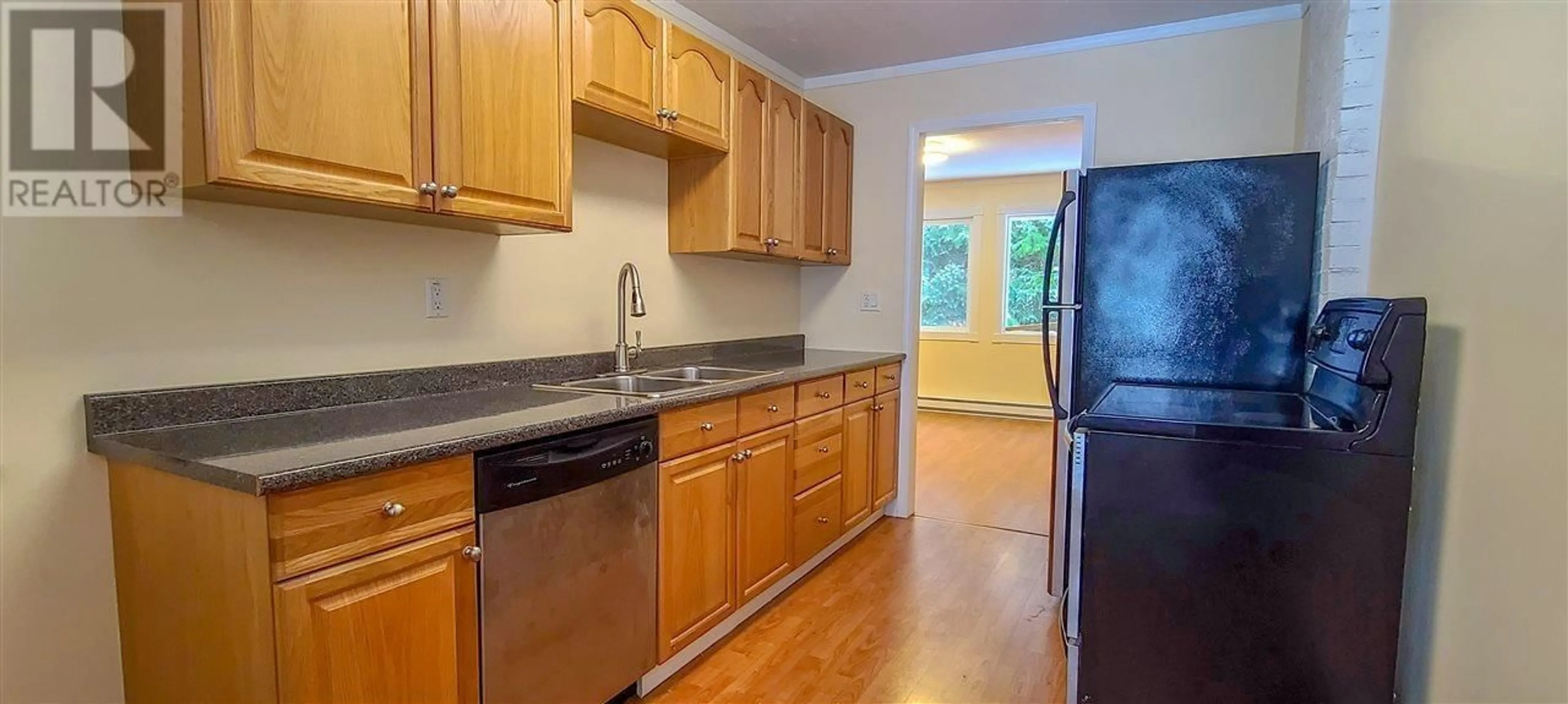 Standard kitchen, unknown for 10 GANDER CRESCENT, Kitimat British Columbia V8C1P5