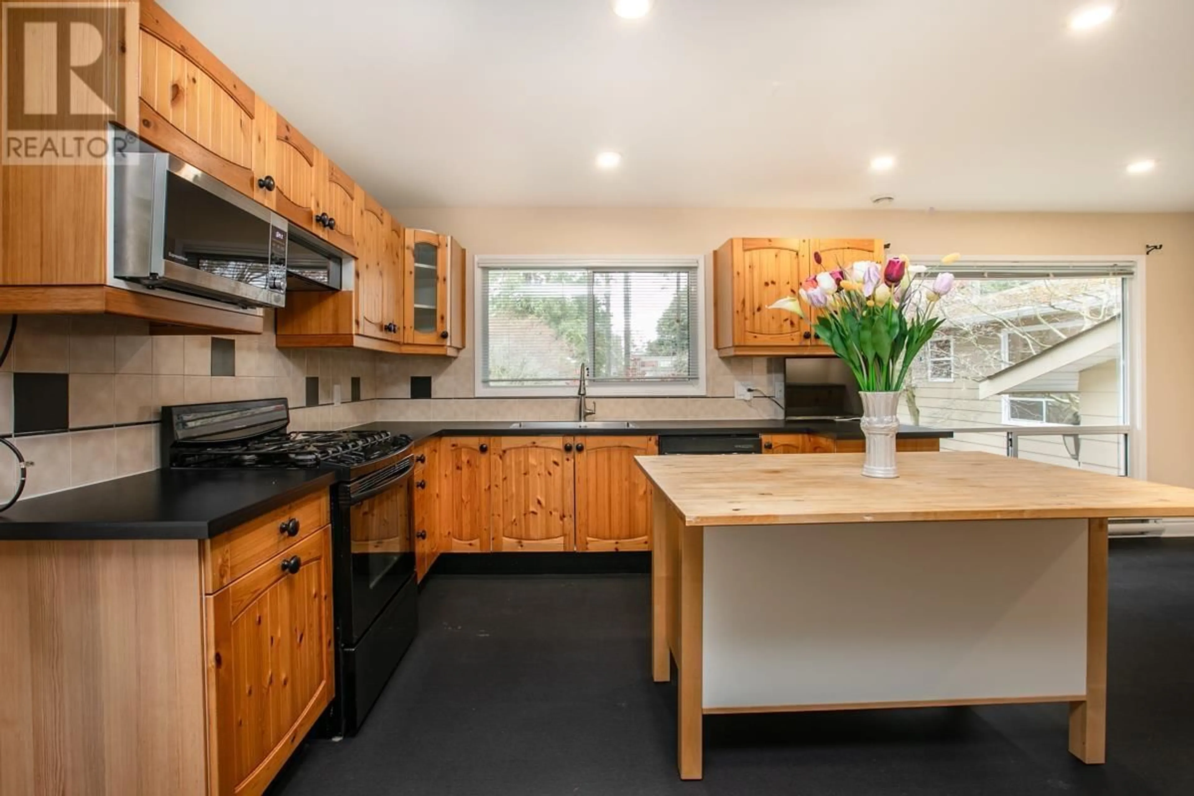 Unknown for 5065 1 AVENUE, Delta British Columbia V4M1B4