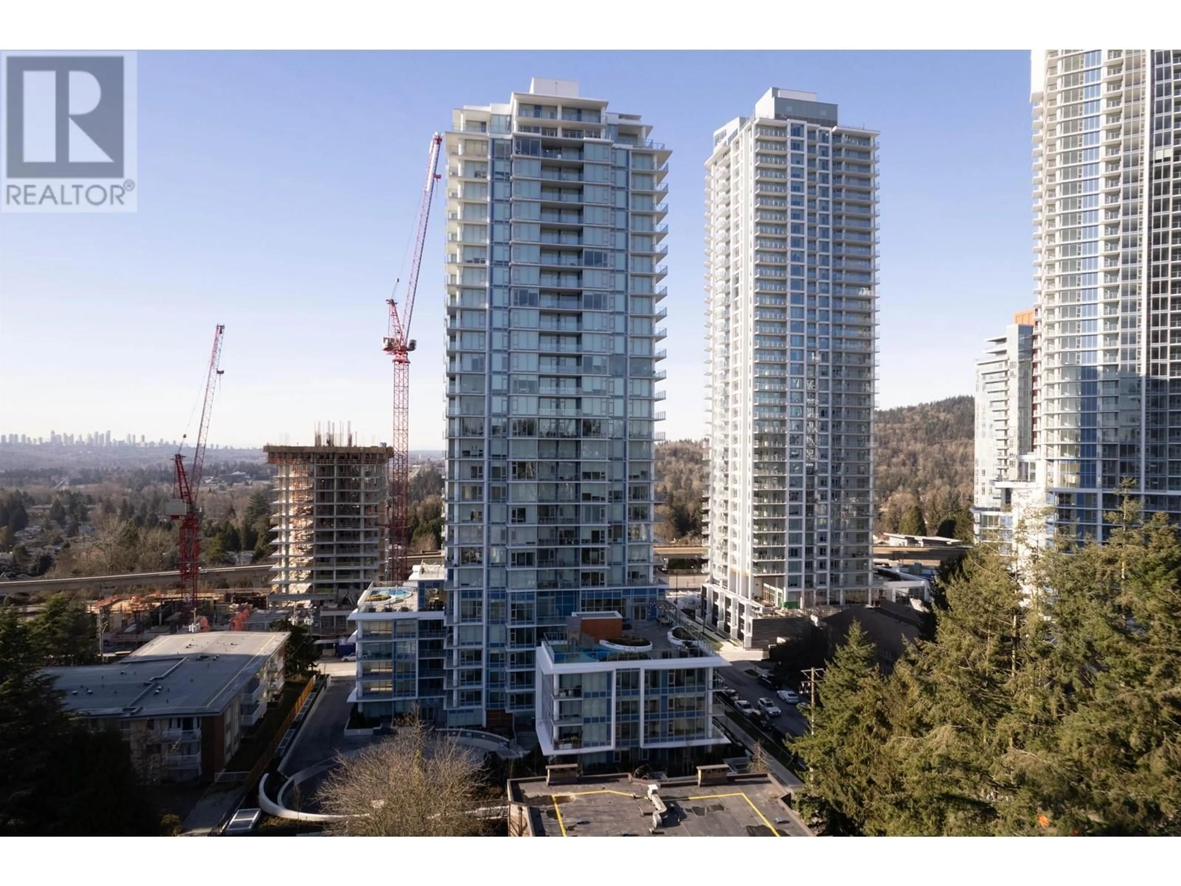 A pic from outside/outdoor area/front of a property/back of a property/a pic from drone, city buildings view from balcony for 2004 699 WHITING WAY, Coquitlam British Columbia V3J0N7