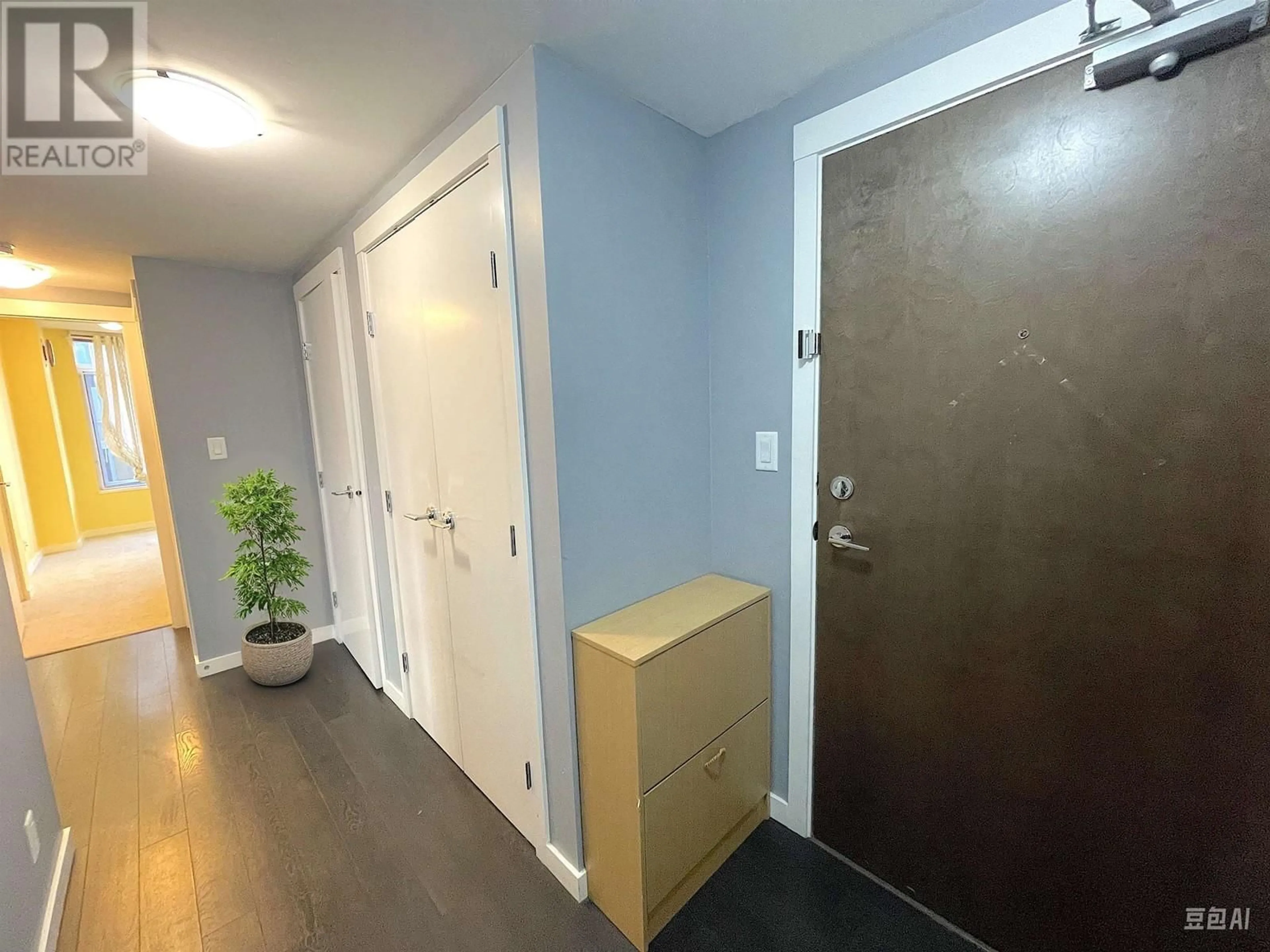 Indoor entryway for 502 7688 ALDERBRIDGE WAY, Richmond British Columbia V6X0P7