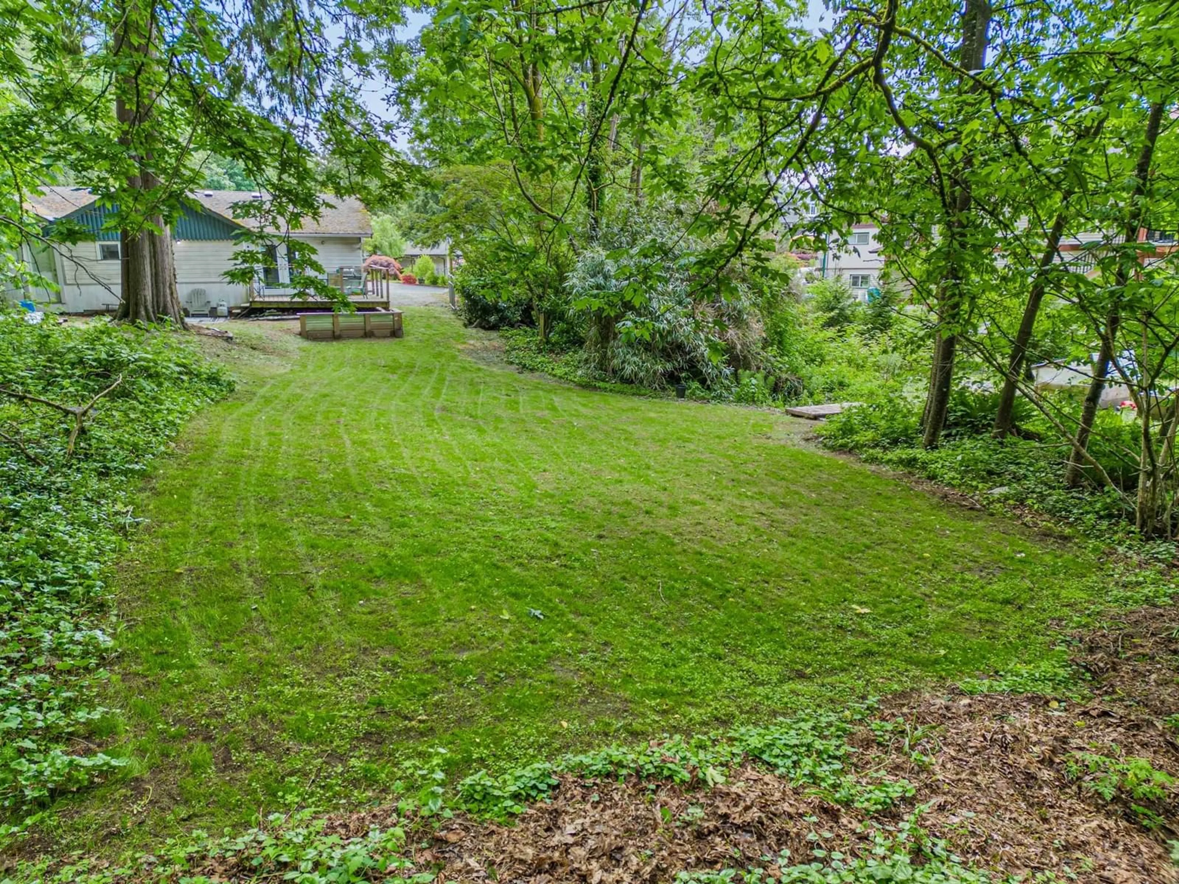 A pic from outside/outdoor area/front of a property/back of a property/a pic from drone, forest/trees view for 34075 MCCRIMMON DRIVE, Abbotsford British Columbia V2S2V6