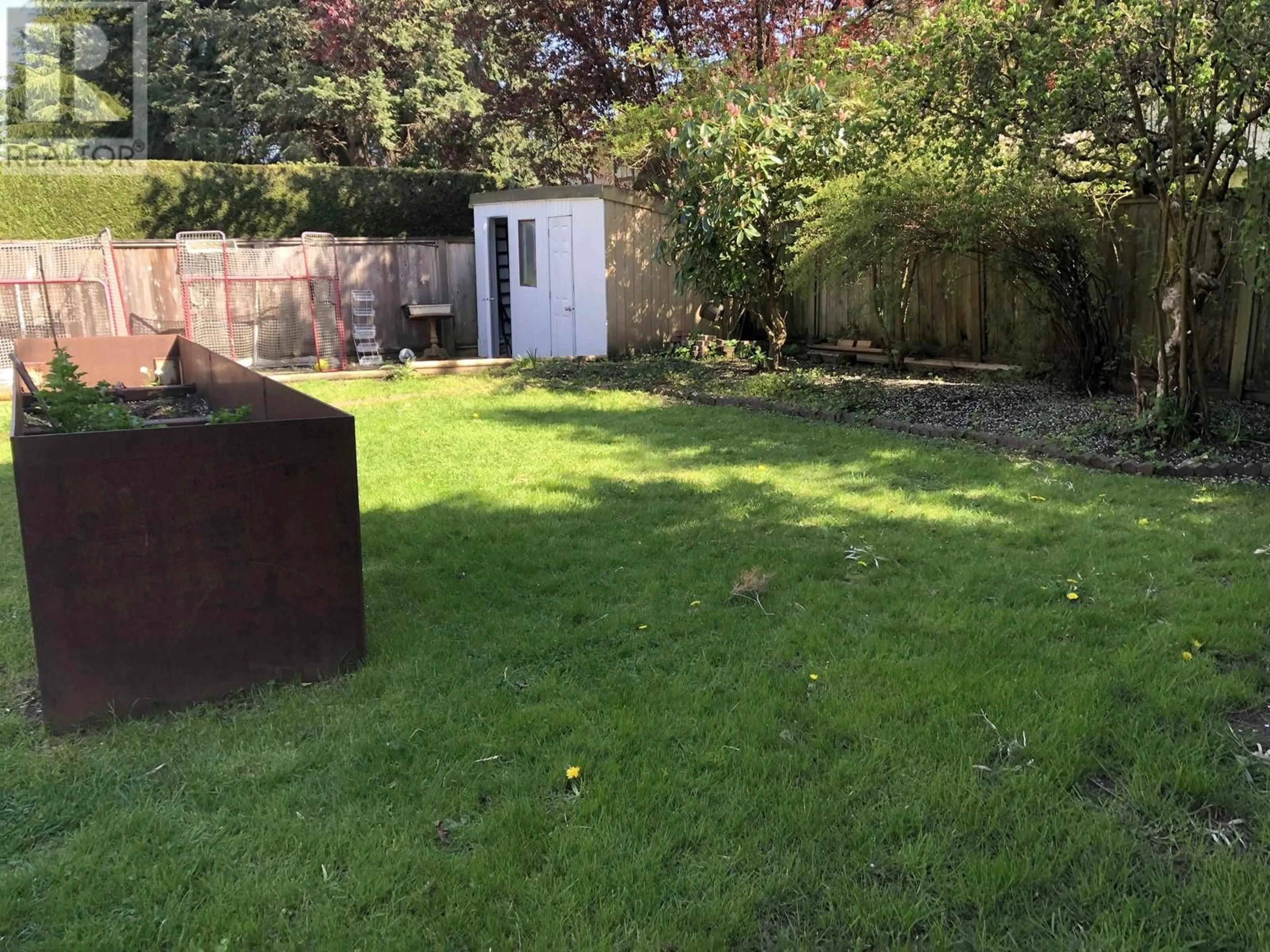 A pic from outside/outdoor area/front of a property/back of a property/a pic from drone, unknown for 4360 COVENTRY DRIVE, Richmond British Columbia V7C4R2