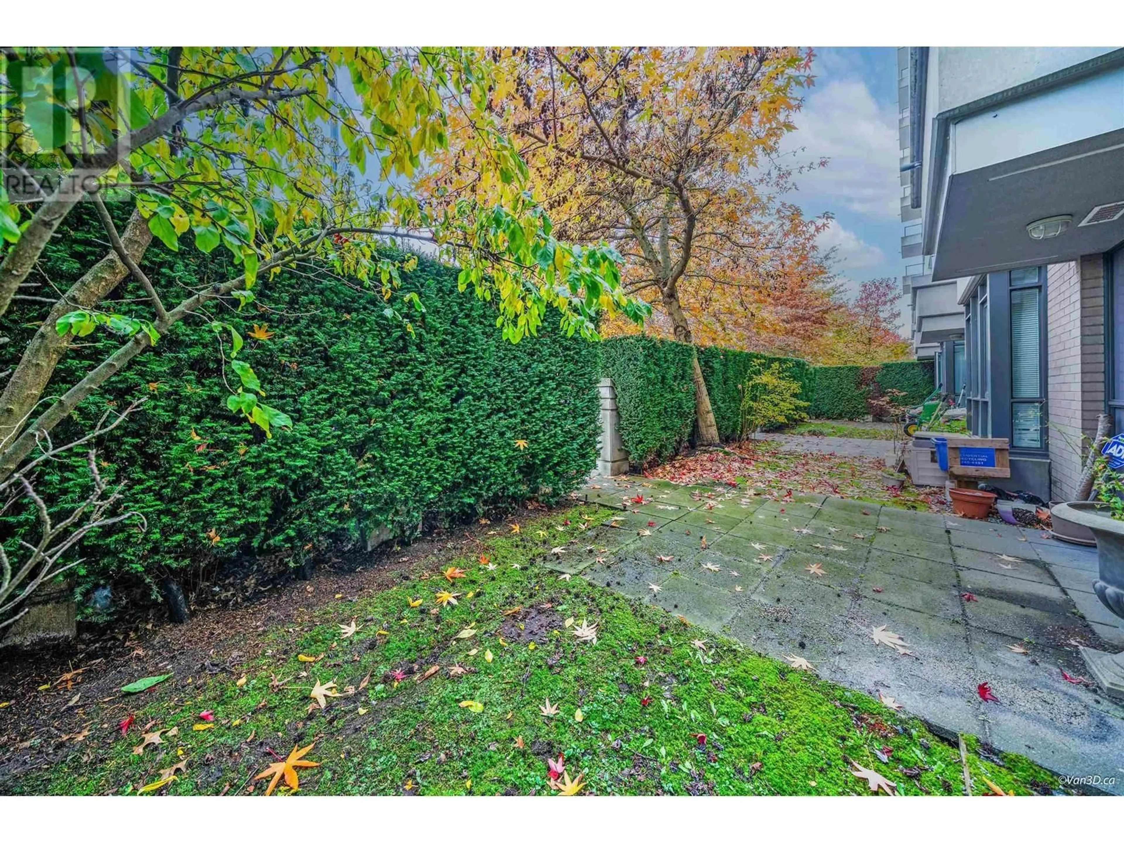 Patio, street for TH8 7535 ALDERBRIDGE WAY, Richmond British Columbia V6X4L2