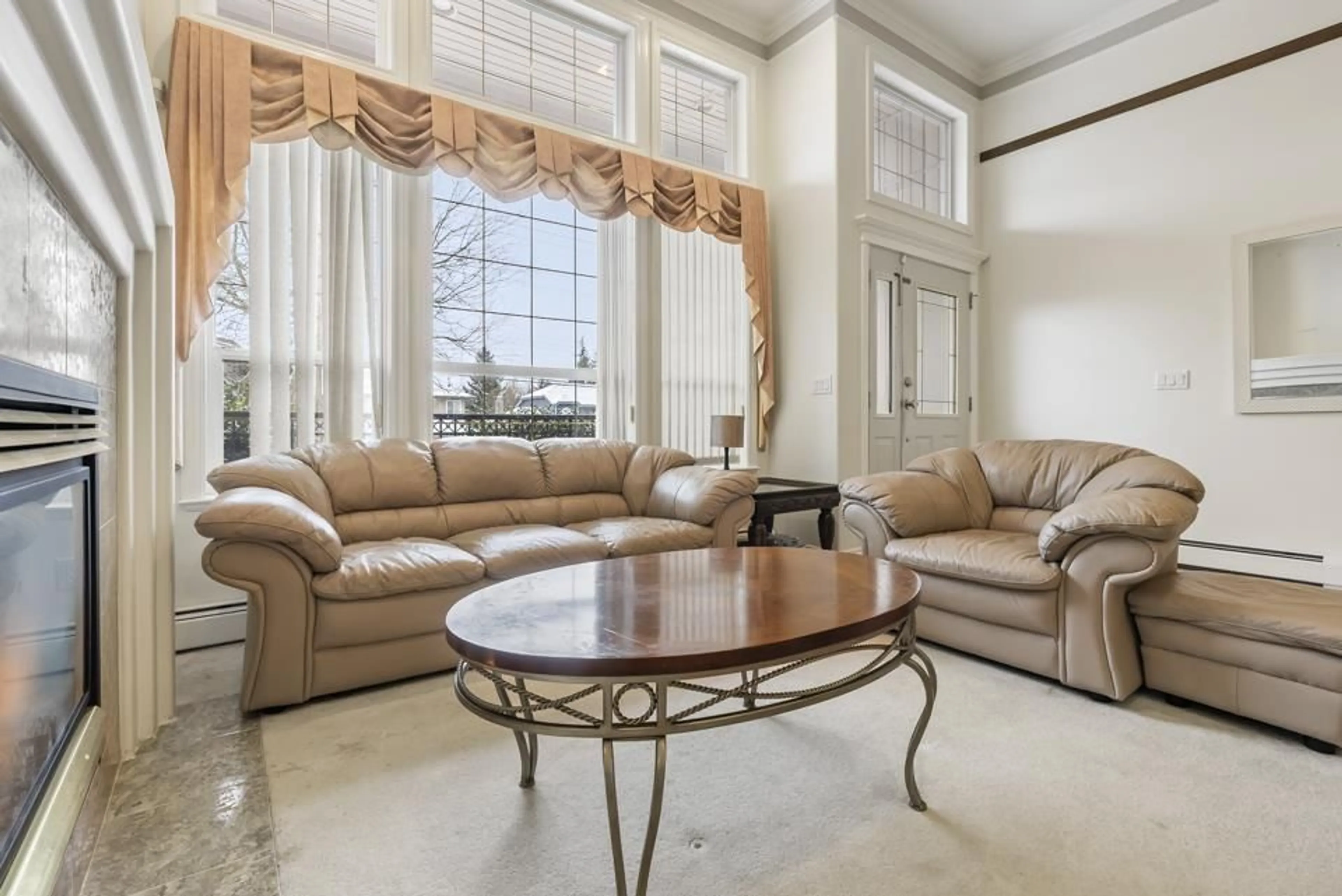 Living room with furniture, ceramic/tile floor for 16291 80 AVENUE, Surrey British Columbia V4N0X2