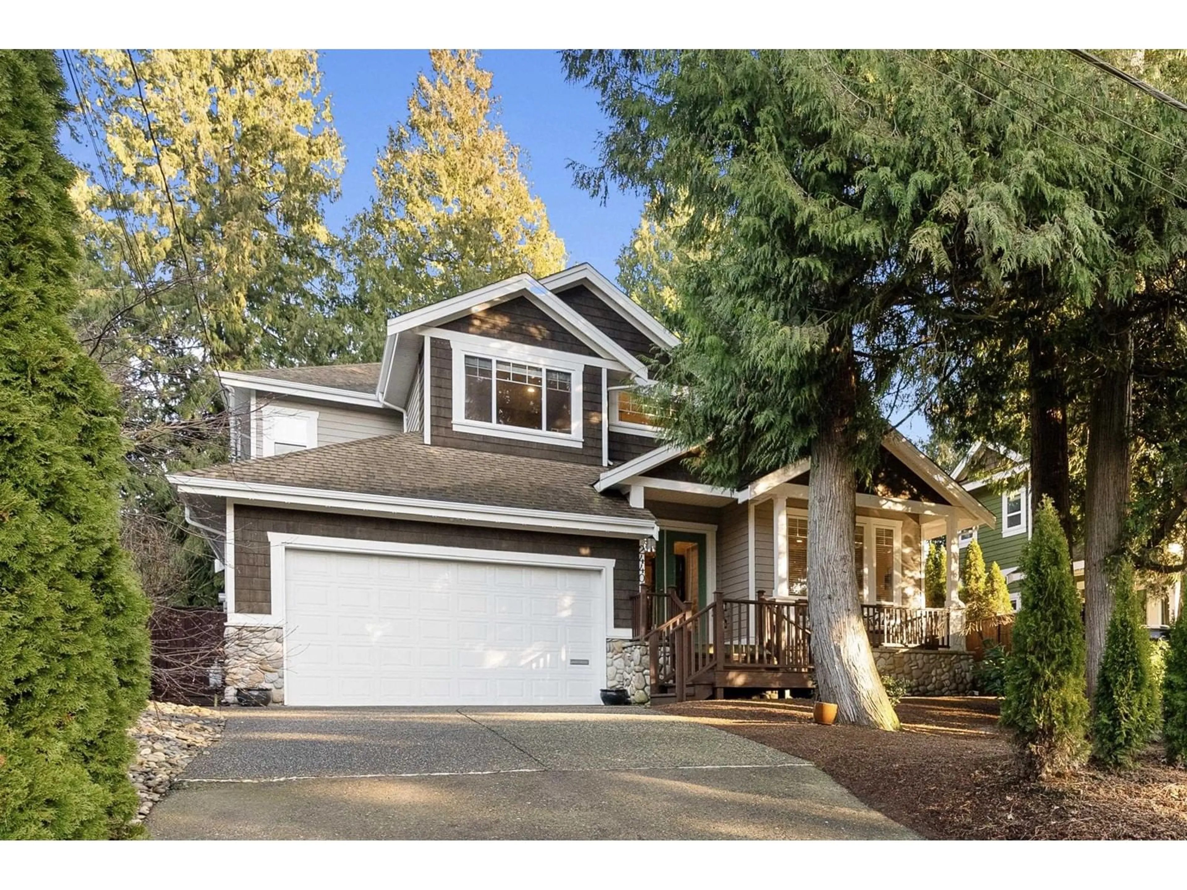 Home with vinyl exterior material, street for 2440 124B STREET, Surrey British Columbia V4A3N6