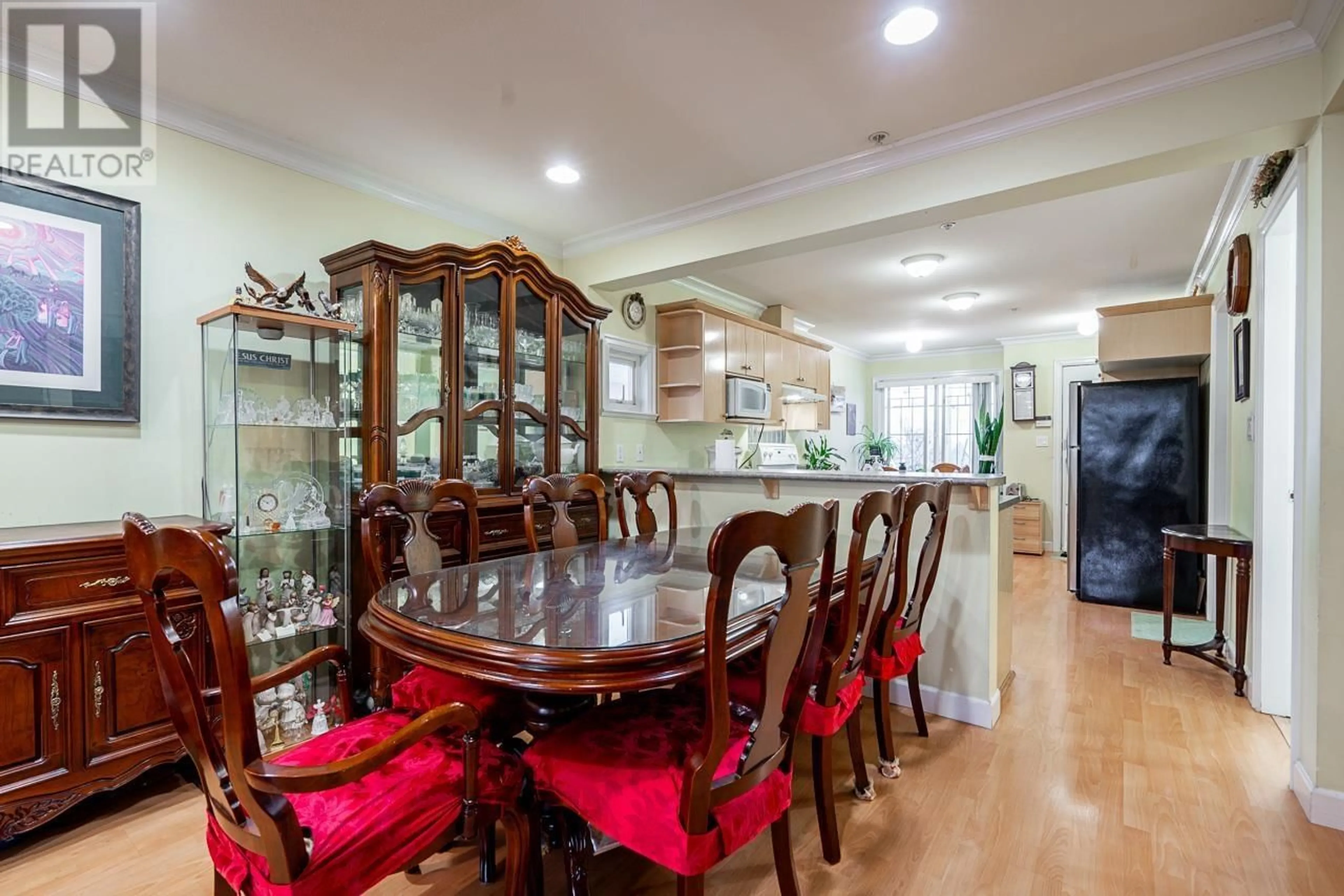 Dining room, wood/laminate floor for 1866 NANAIMO STREET, Vancouver British Columbia V5N5C2