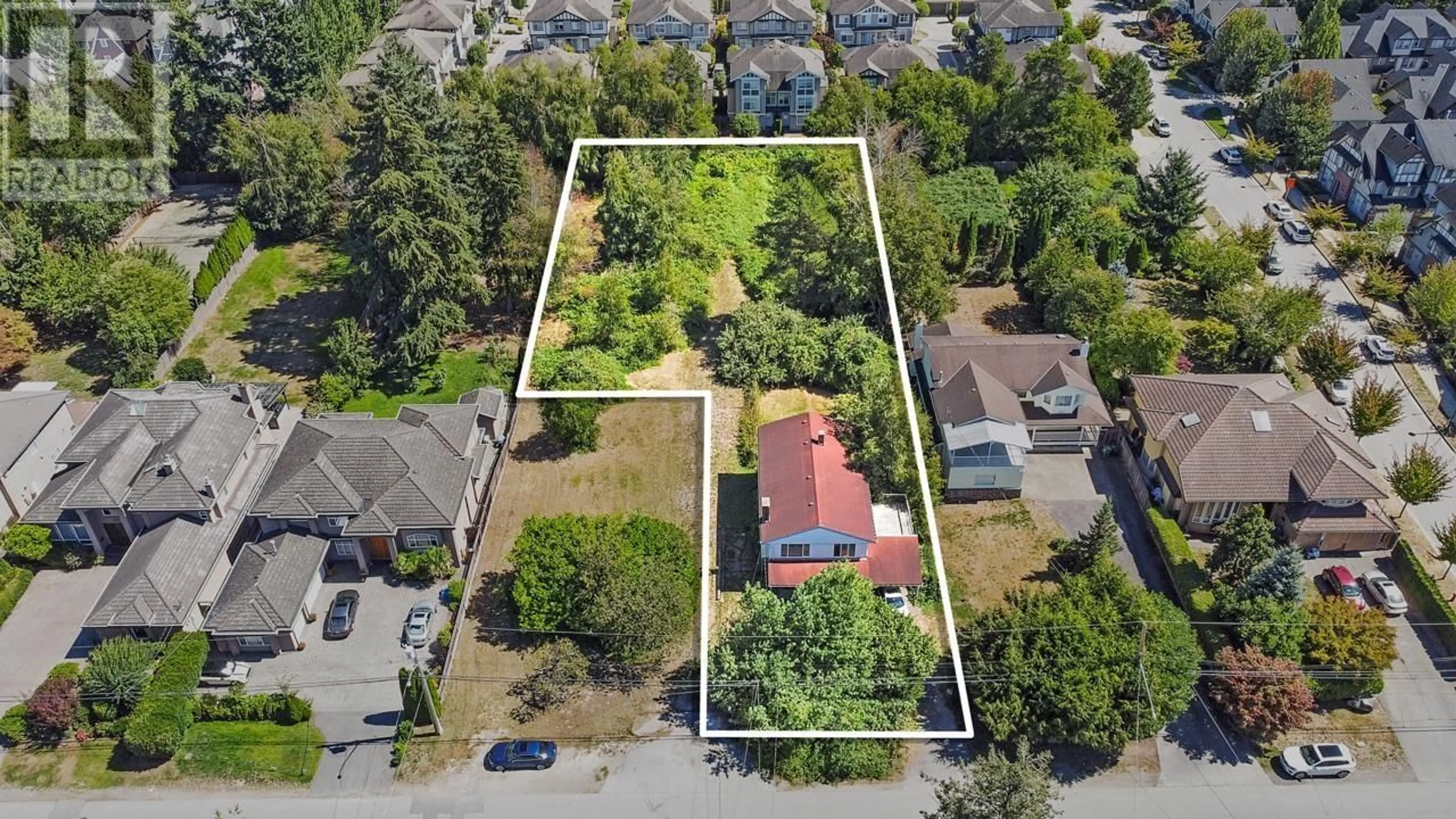 A pic from outside/outdoor area/front of a property/back of a property/a pic from drone, street for 7640 BRIDGE STREET, Richmond British Columbia V6Y2S7